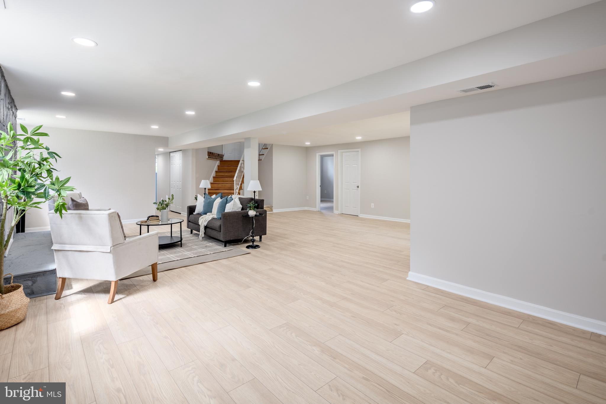 KINGS PARK - Residential
