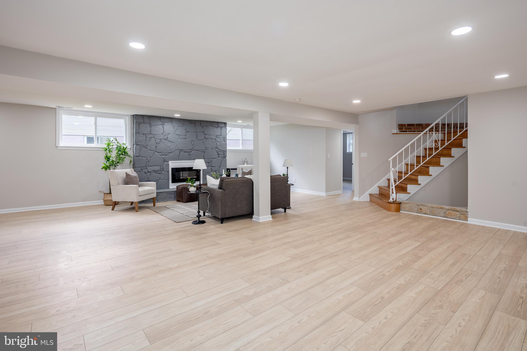 KINGS PARK - Residential
