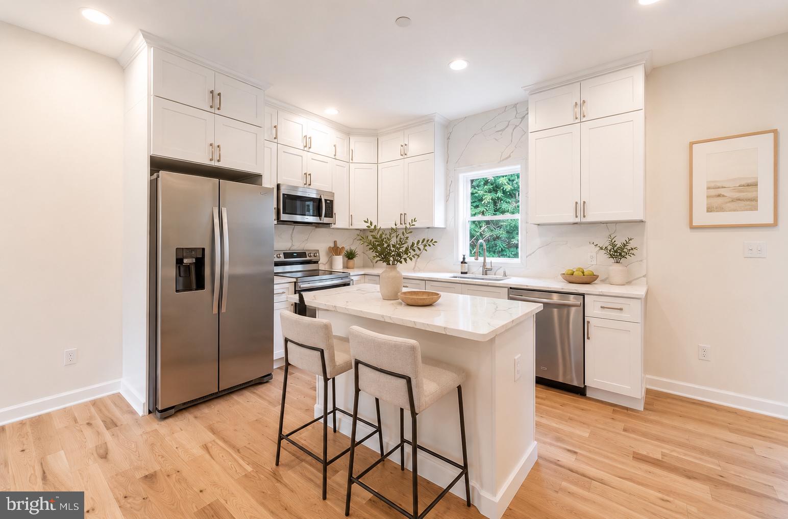 HOLLYWOOD PARK - Residential
