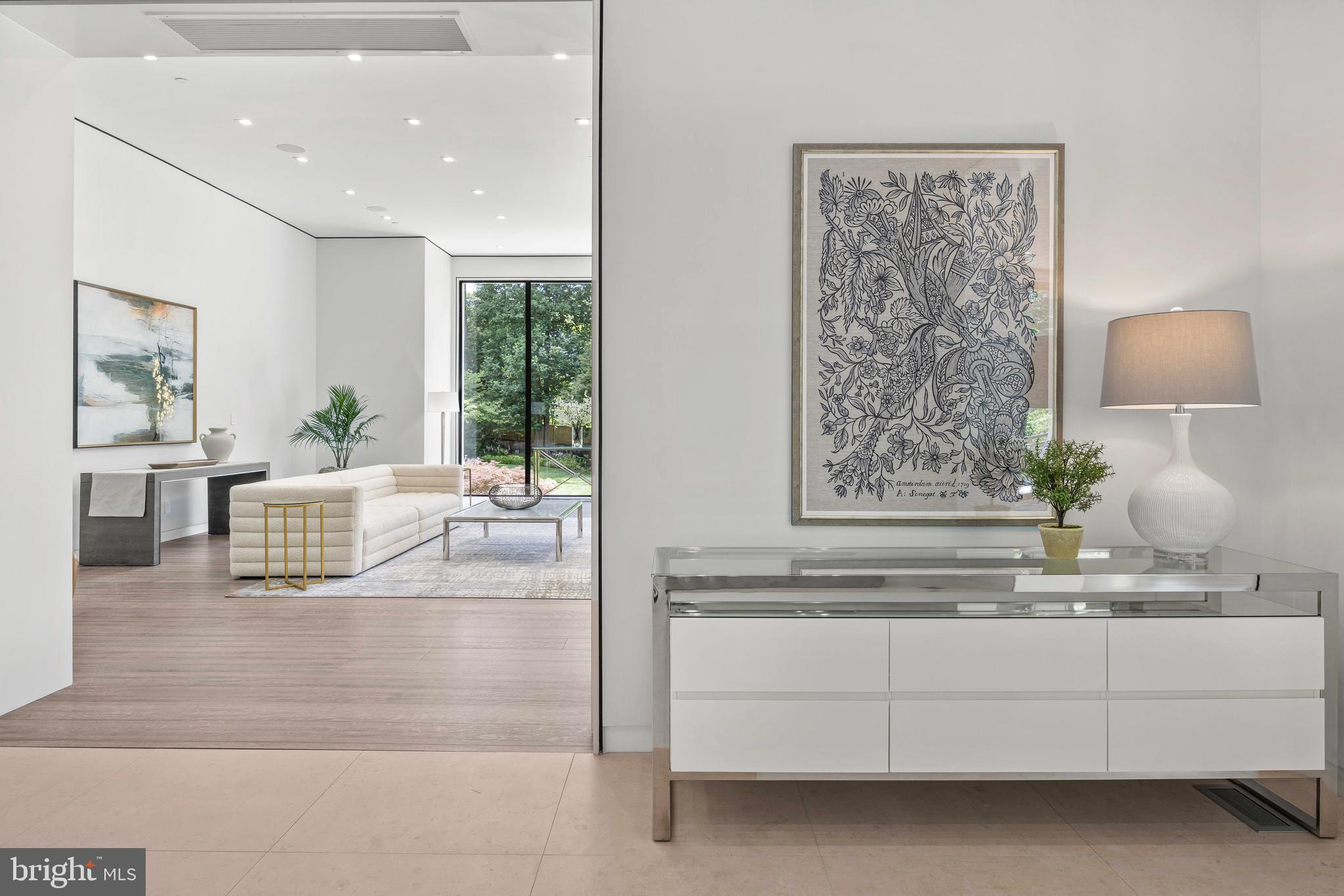 BRADLEY HILLS GROVE - Residential