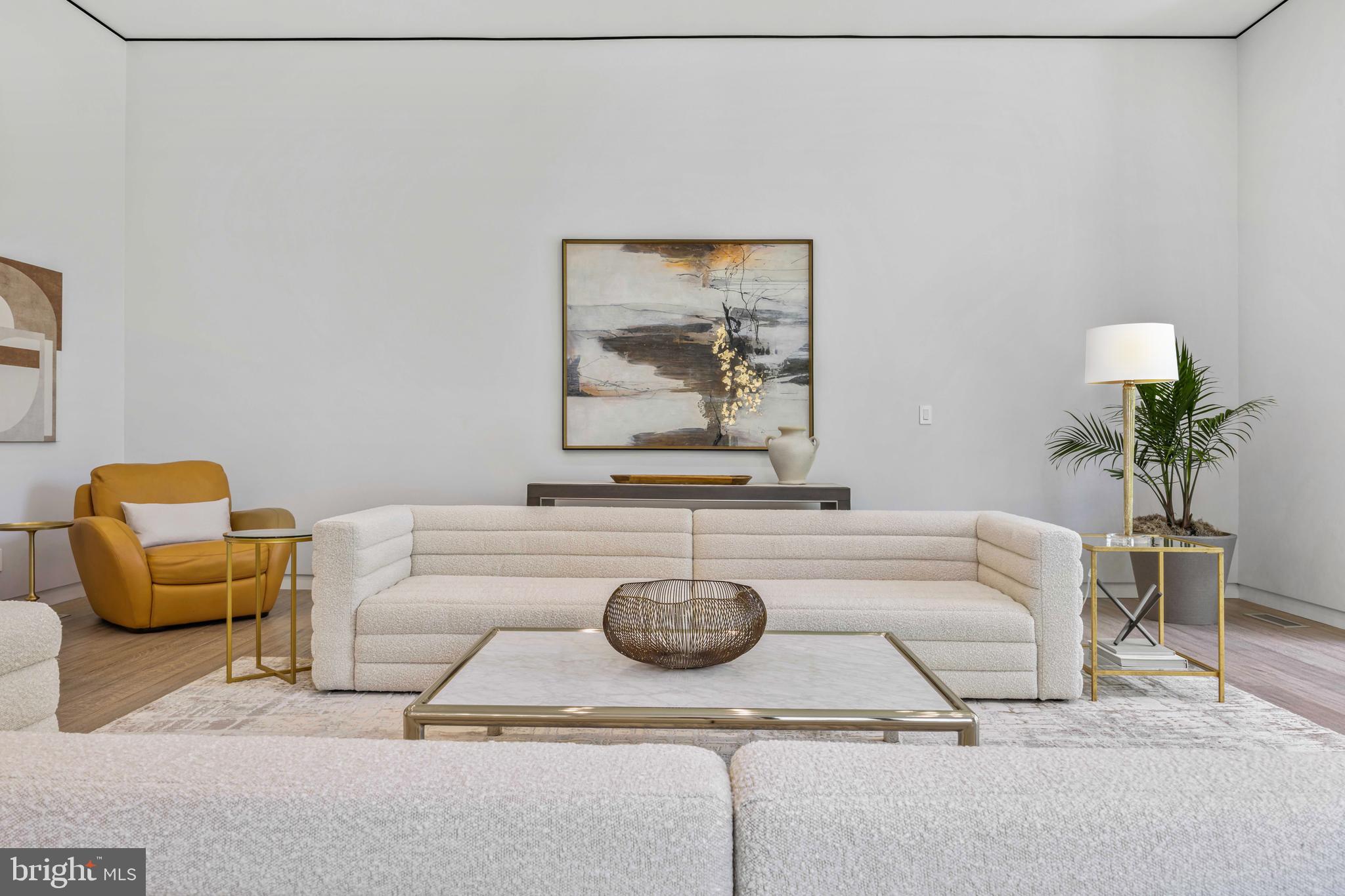 BRADLEY HILLS GROVE - Residential