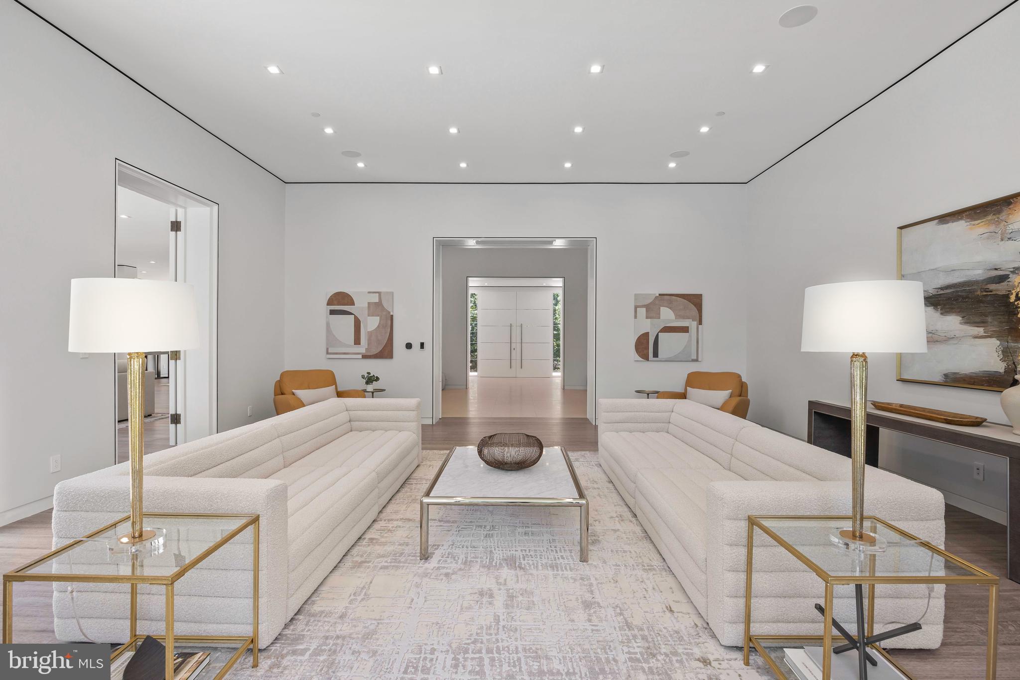 BRADLEY HILLS GROVE - Residential