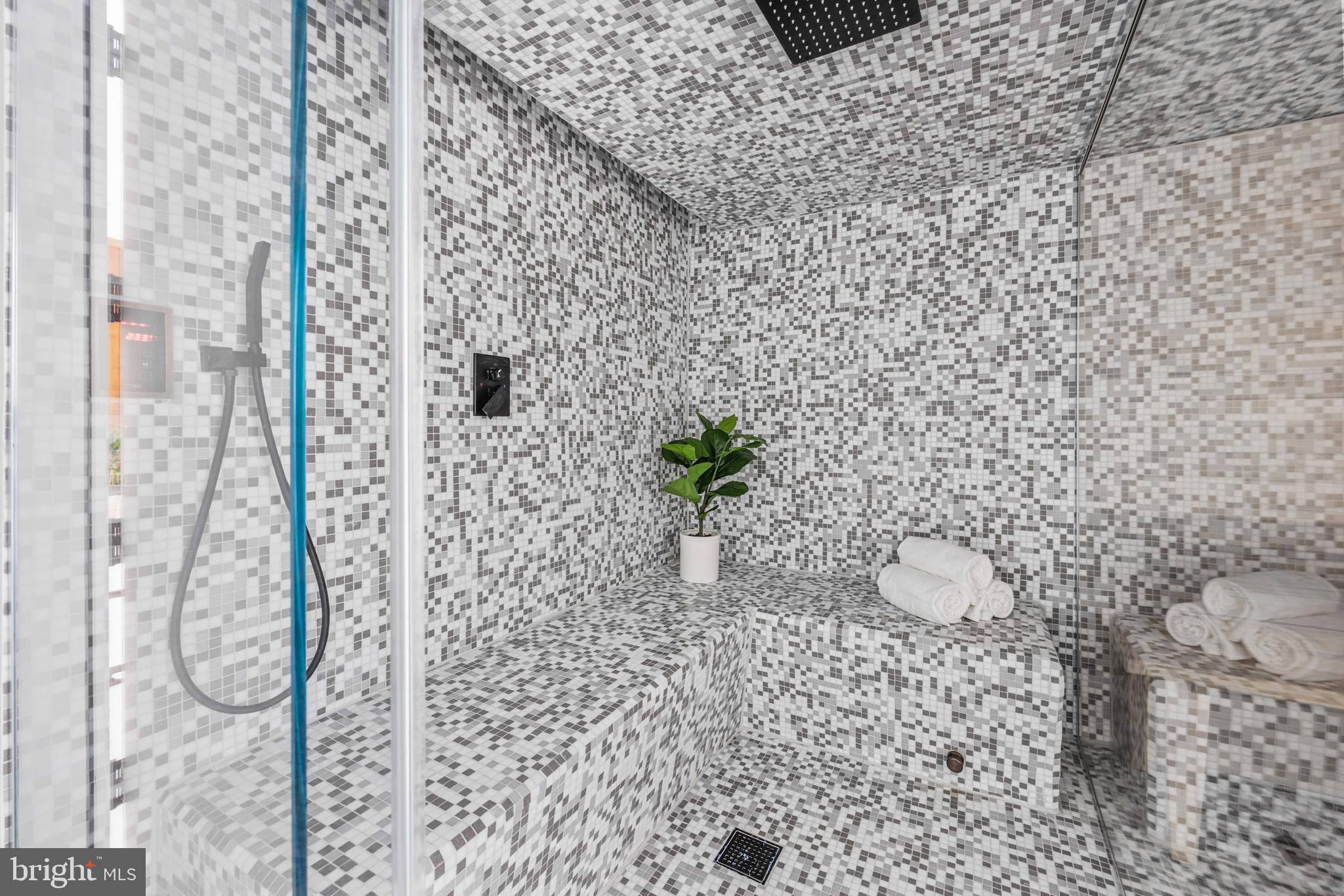 BRADLEY HILLS GROVE - Residential