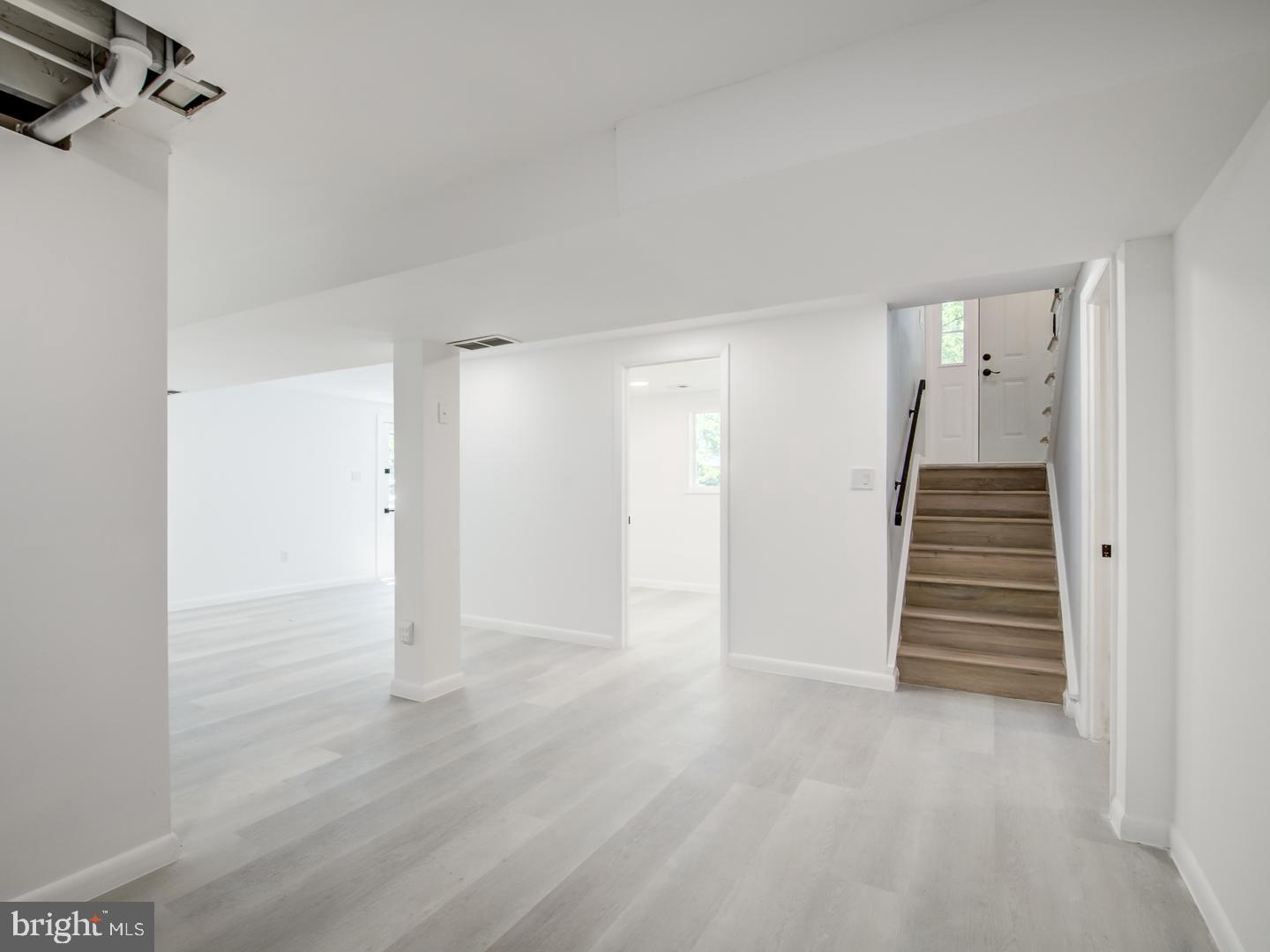 WHITFIELD GARDENS - Residential