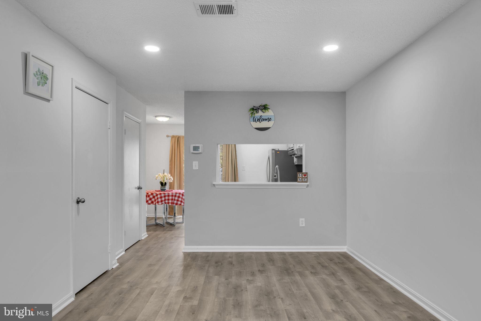 CLOVERLEAF TOWNHOUSES - Residential