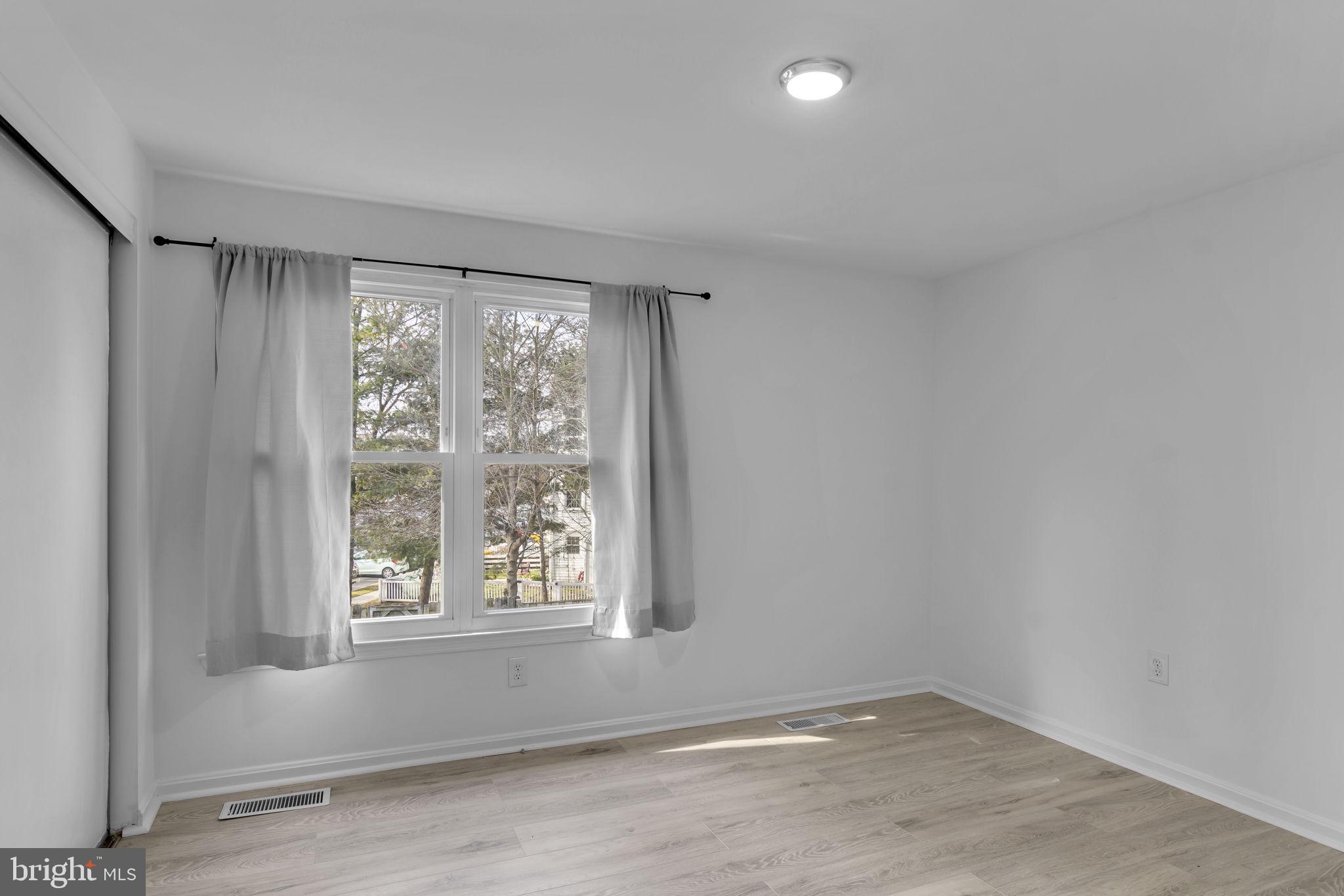 CLOVERLEAF TOWNHOUSES - Residential