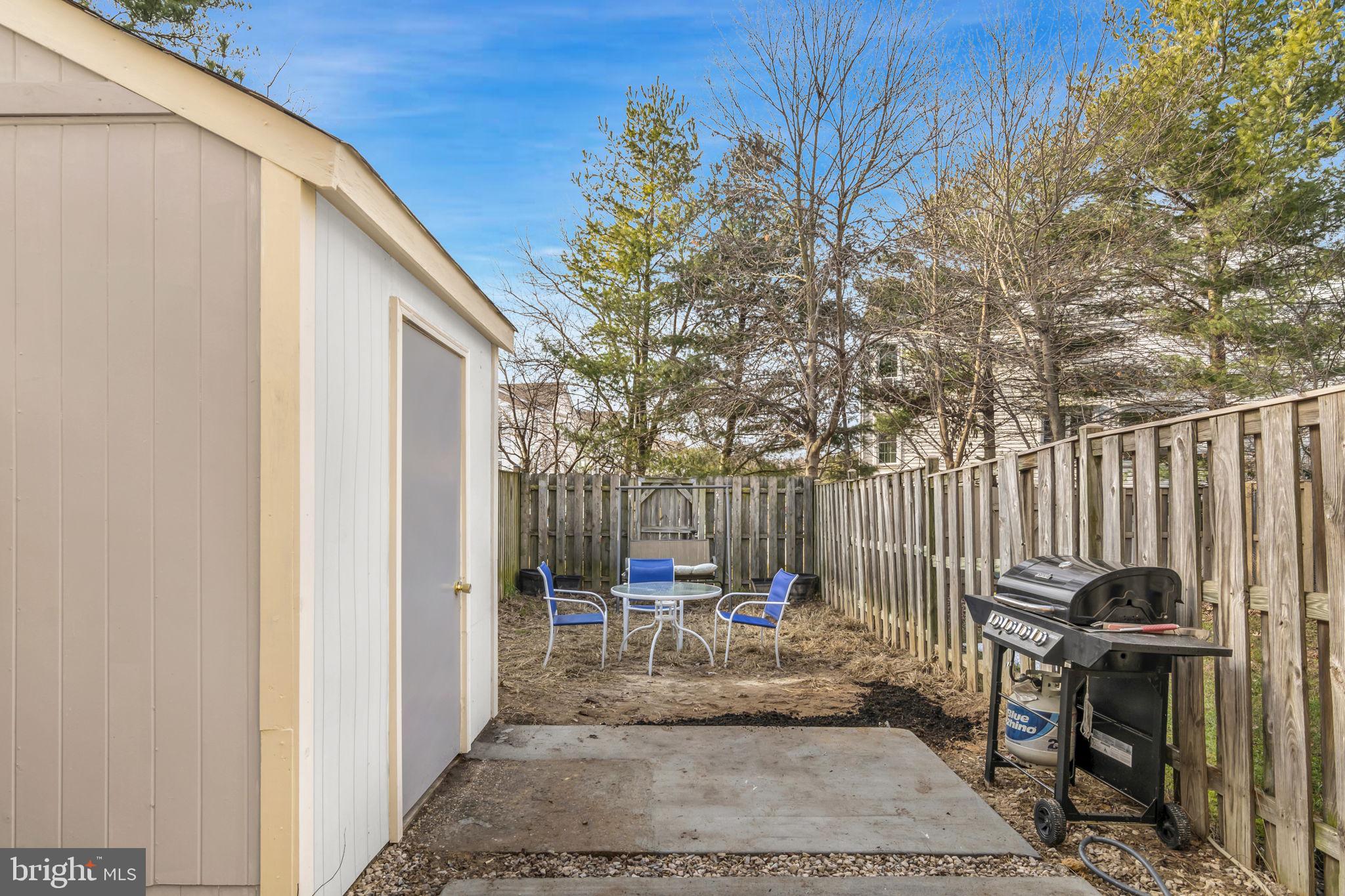 CLOVERLEAF TOWNHOUSES - Residential
