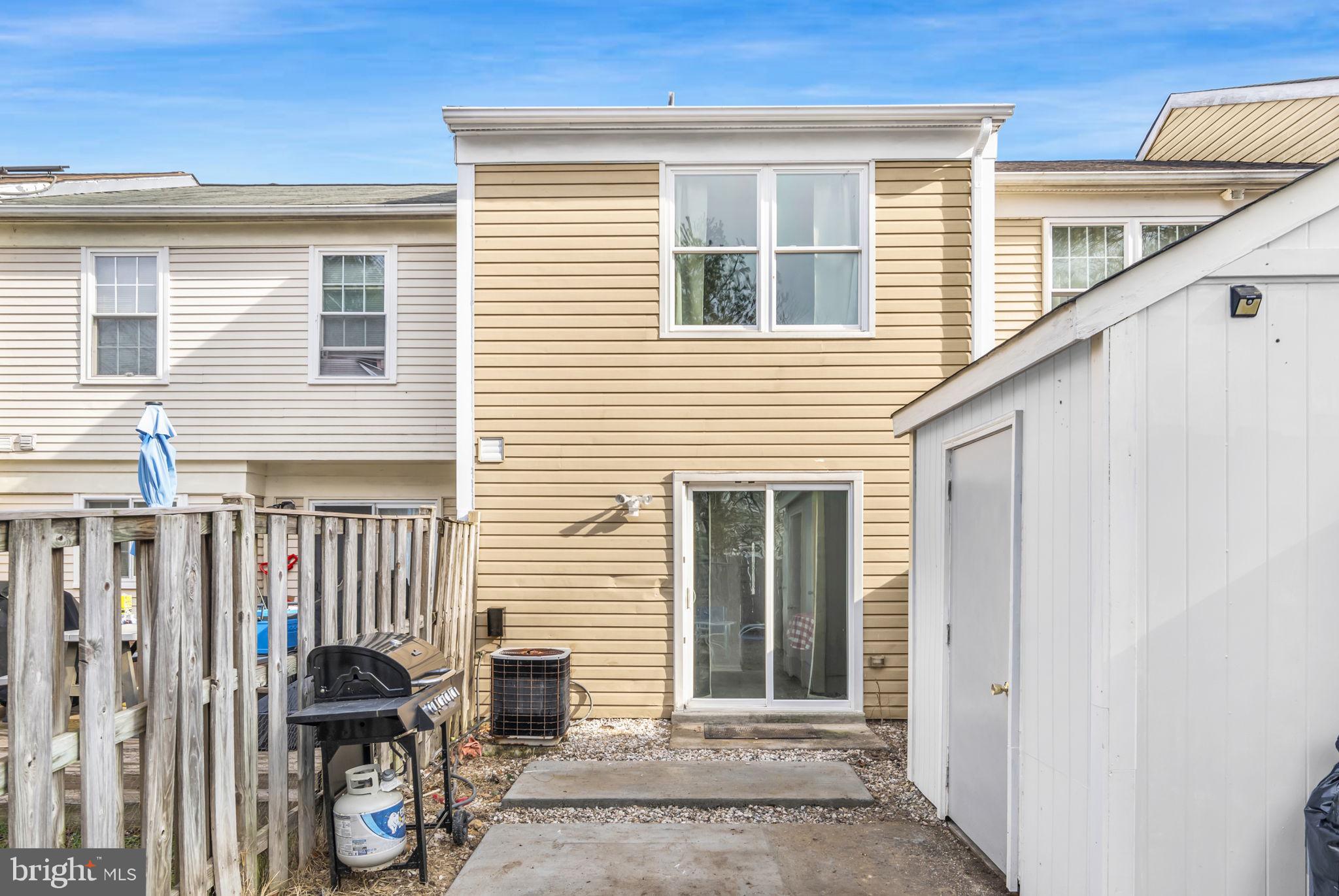 CLOVERLEAF TOWNHOUSES - Residential