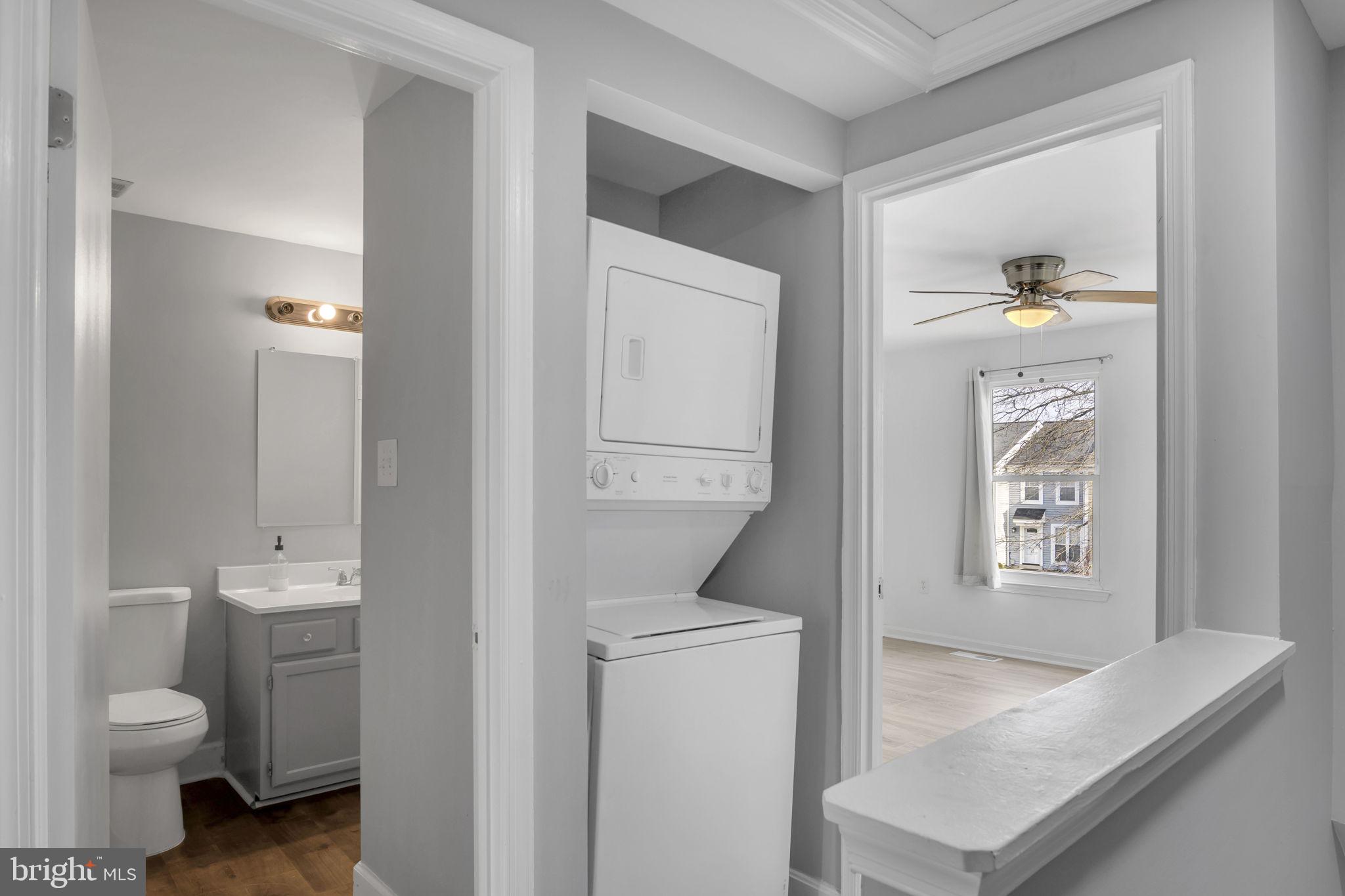 CLOVERLEAF TOWNHOUSES - Residential