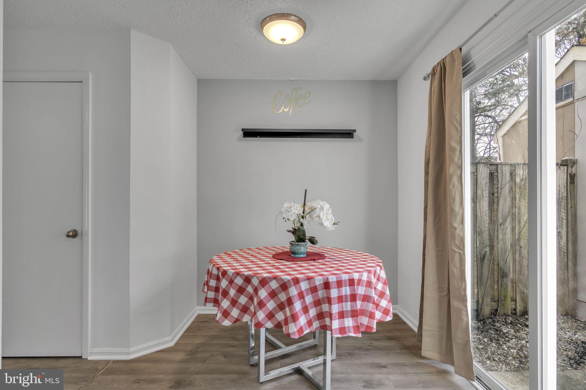 CLOVERLEAF TOWNHOUSES - Residential