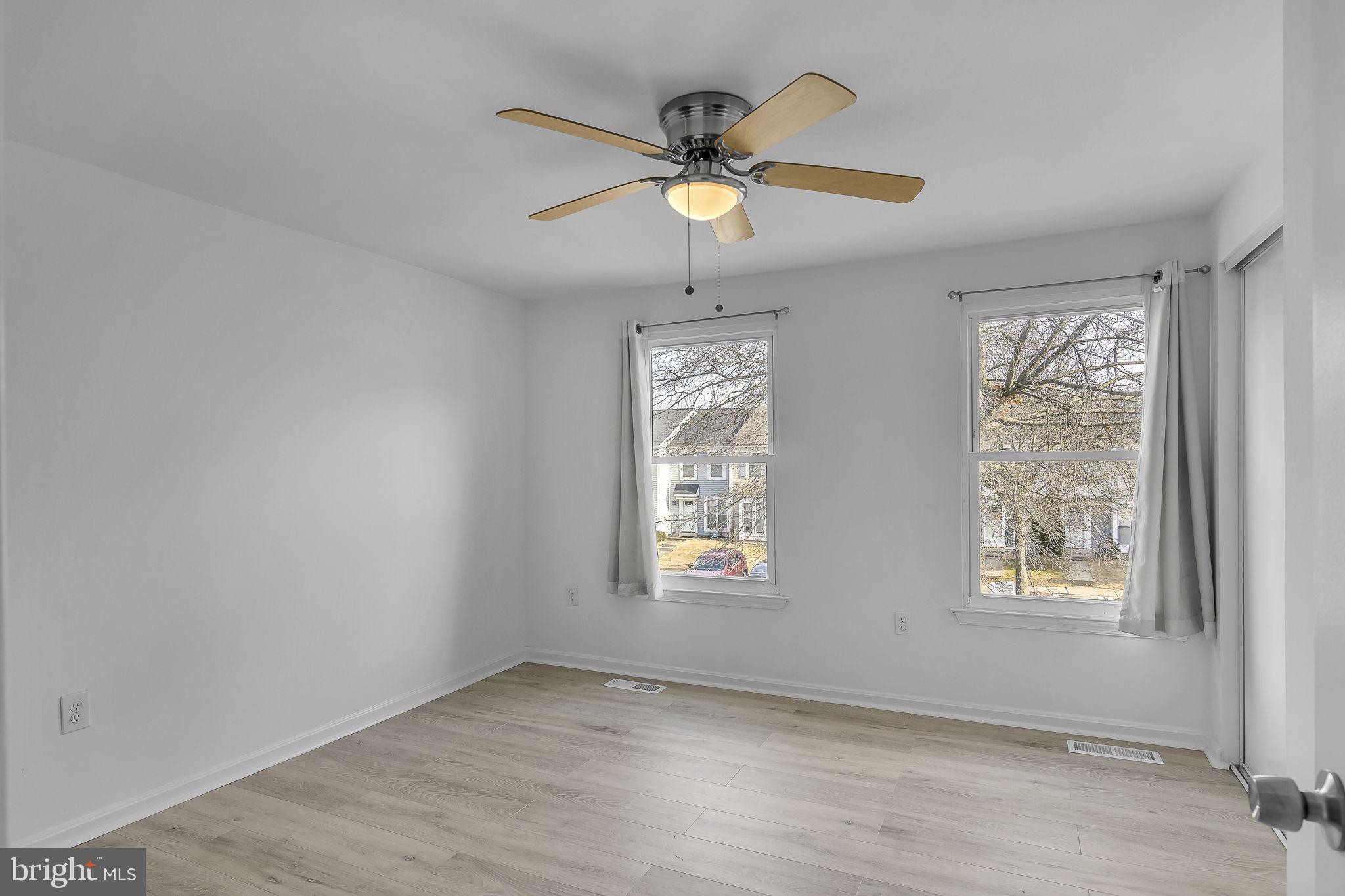 CLOVERLEAF TOWNHOUSES - Residential