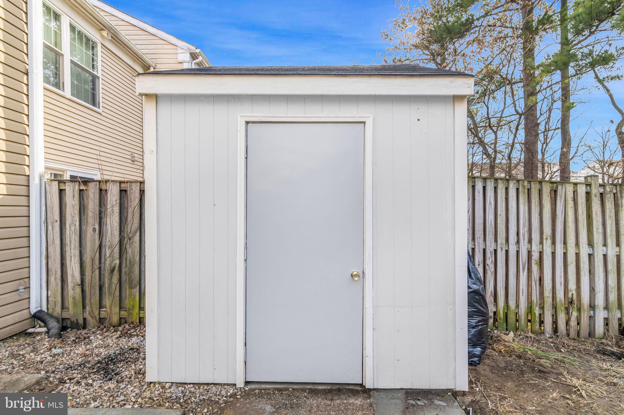 CLOVERLEAF TOWNHOUSES - Residential