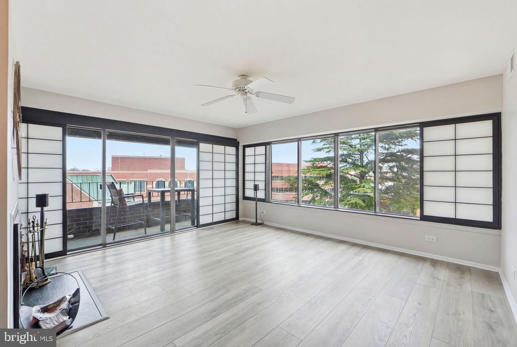 1600 PRINCE STREET - Residential