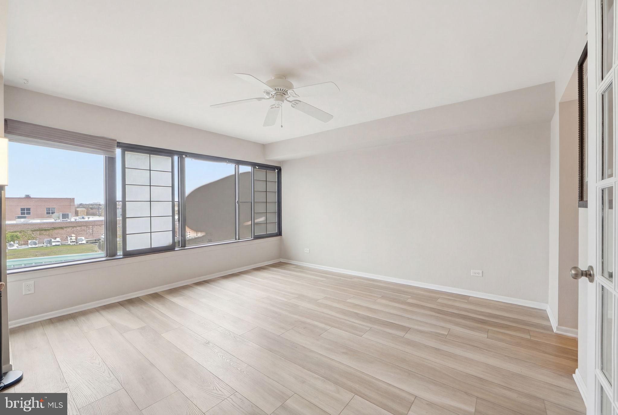 1600 PRINCE STREET - Residential