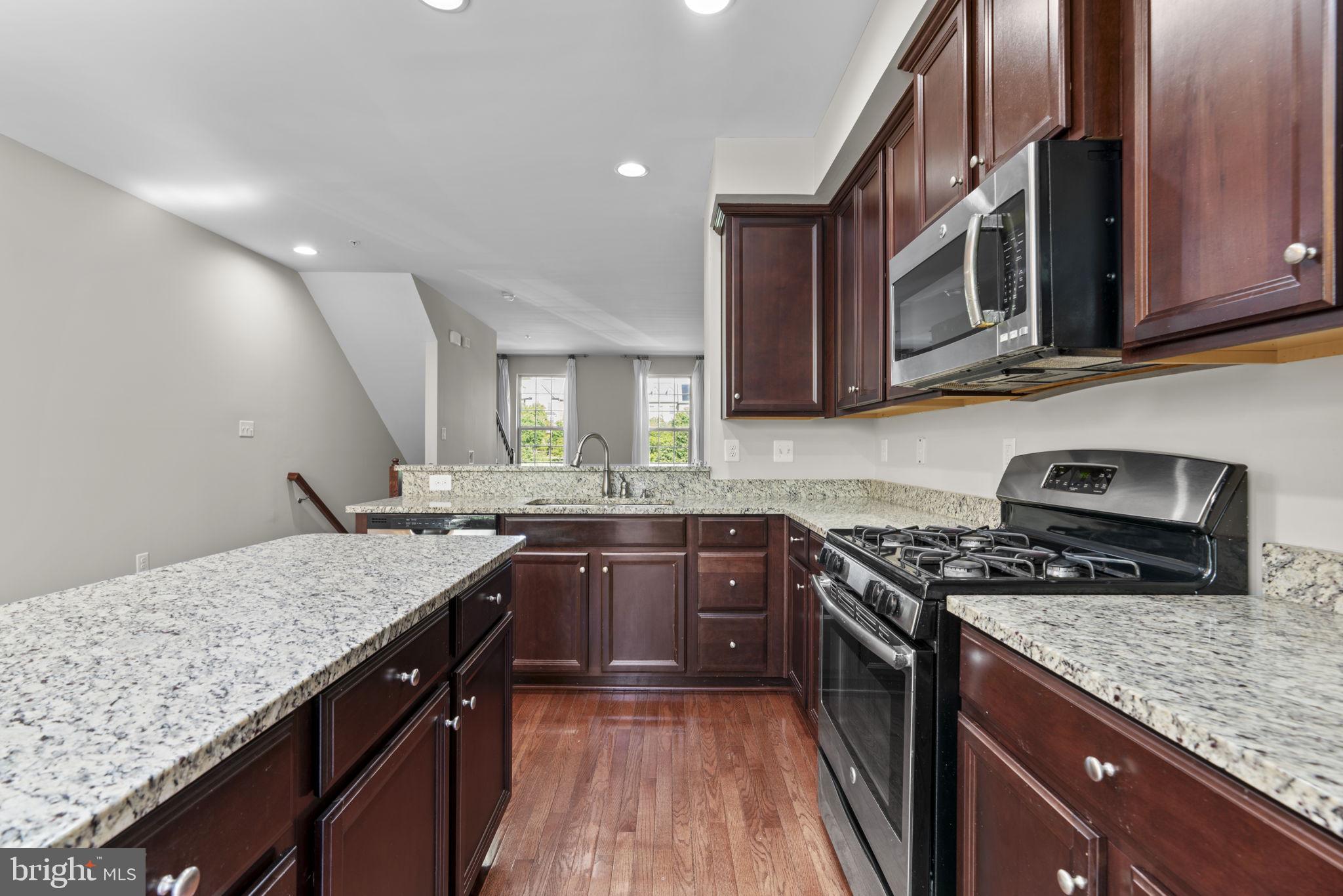 PARKSIDE - Residential