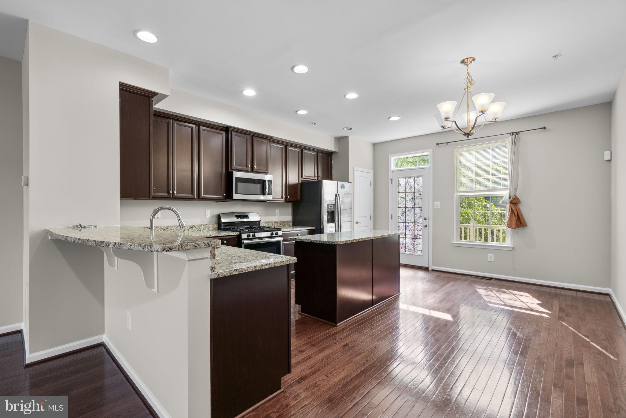 PARKSIDE - Residential