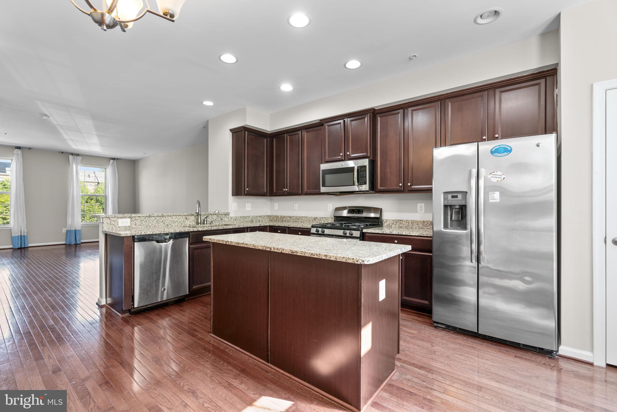 PARKSIDE - Residential