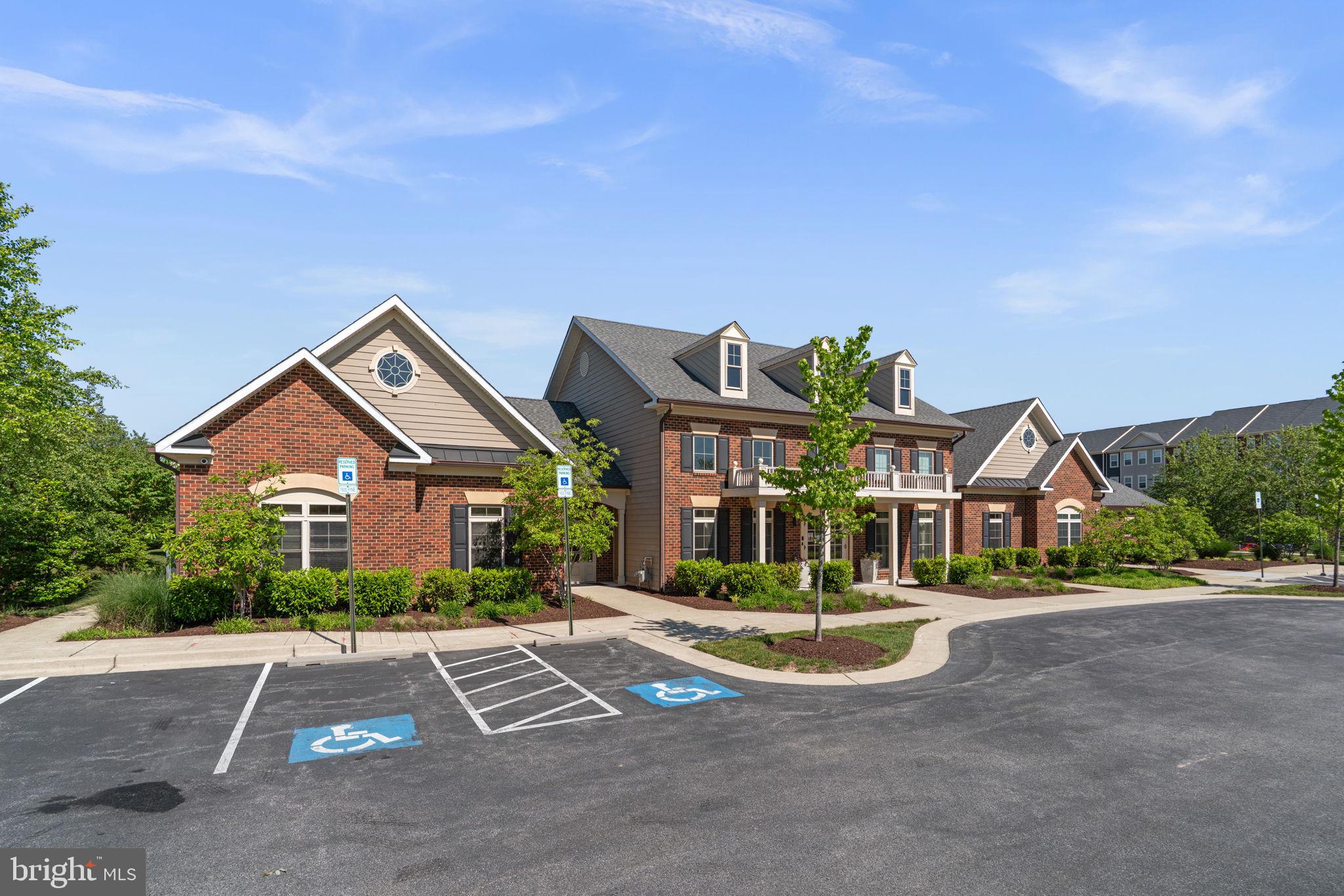 PARKSIDE - Residential