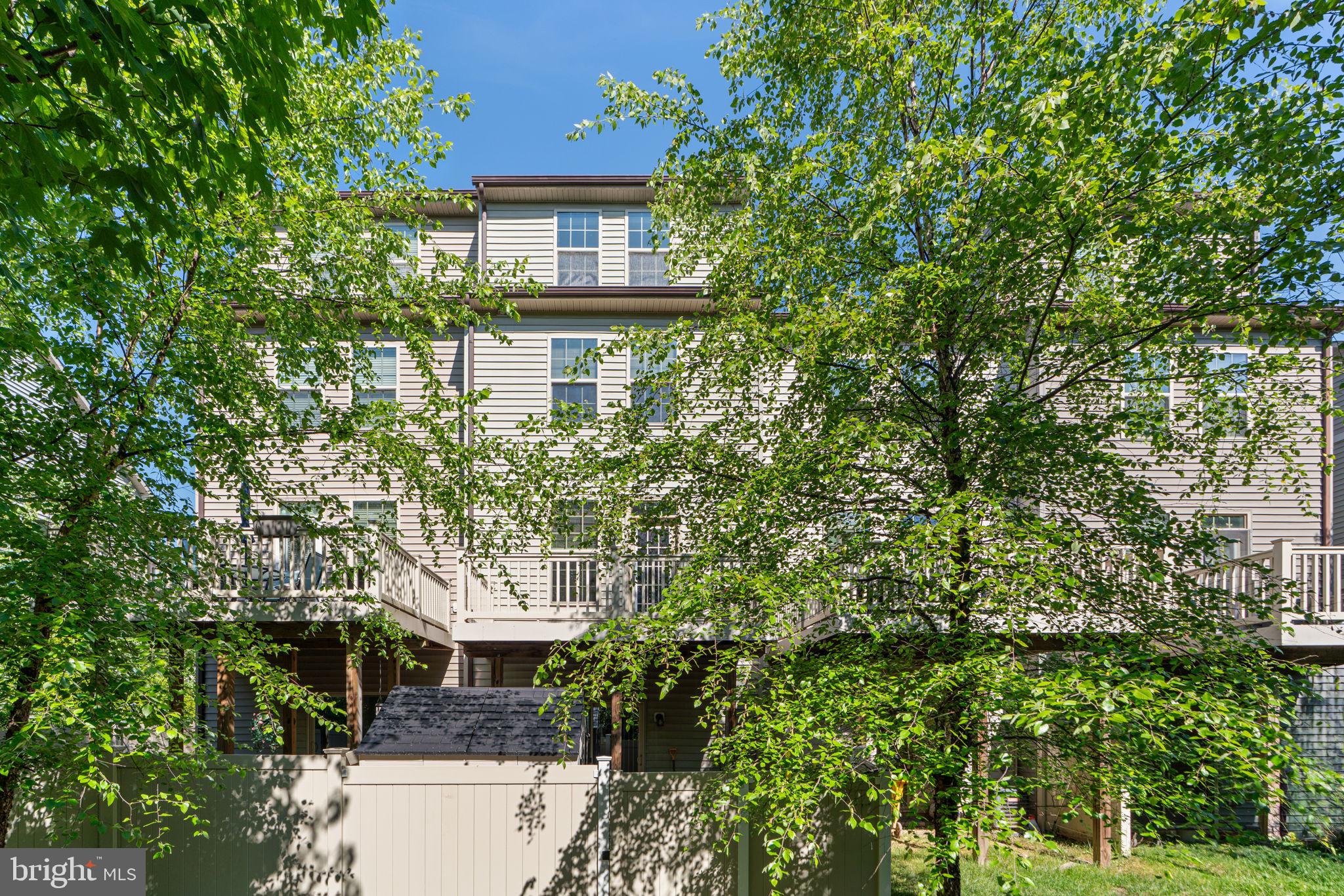 PARKSIDE - Residential