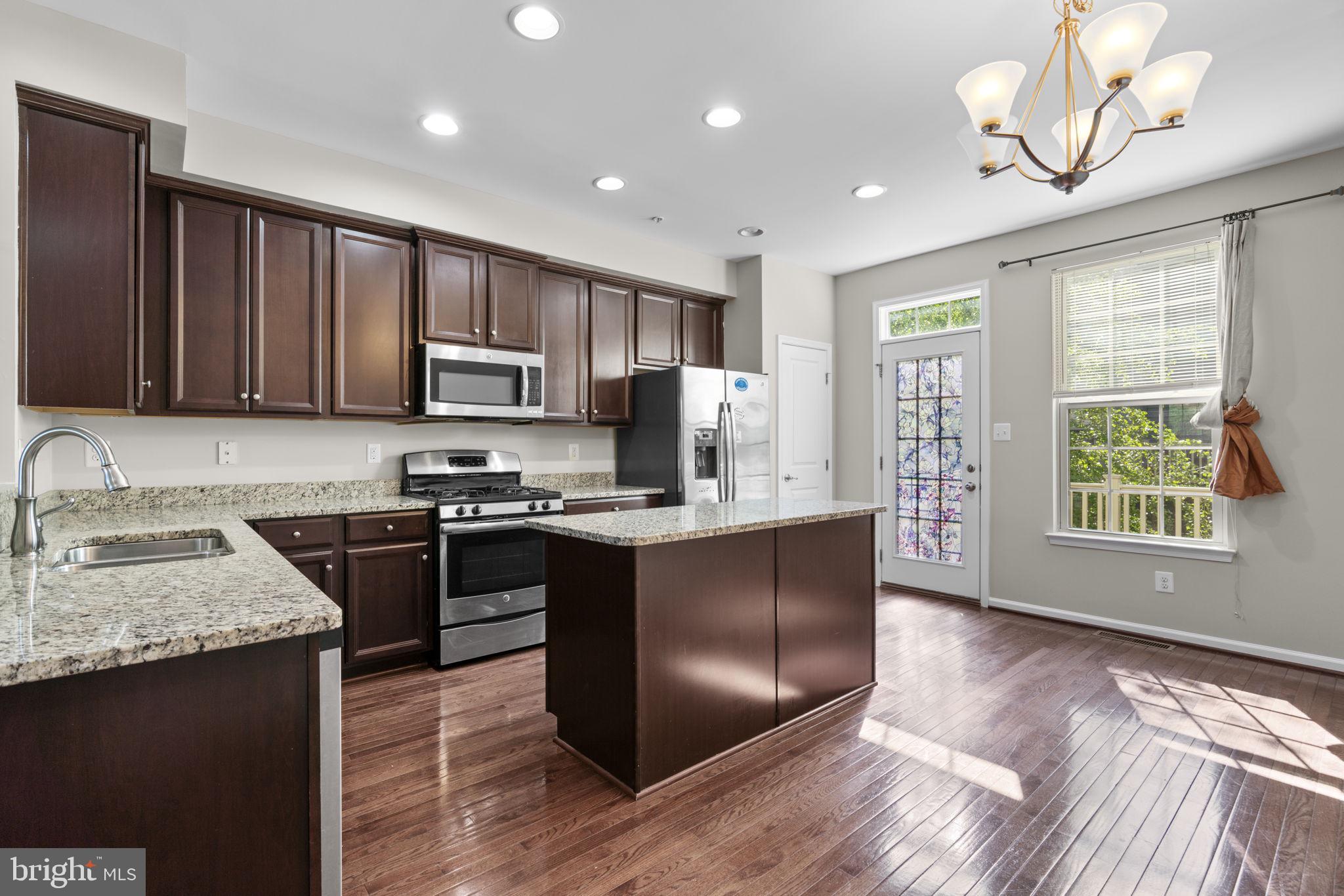 PARKSIDE - Residential