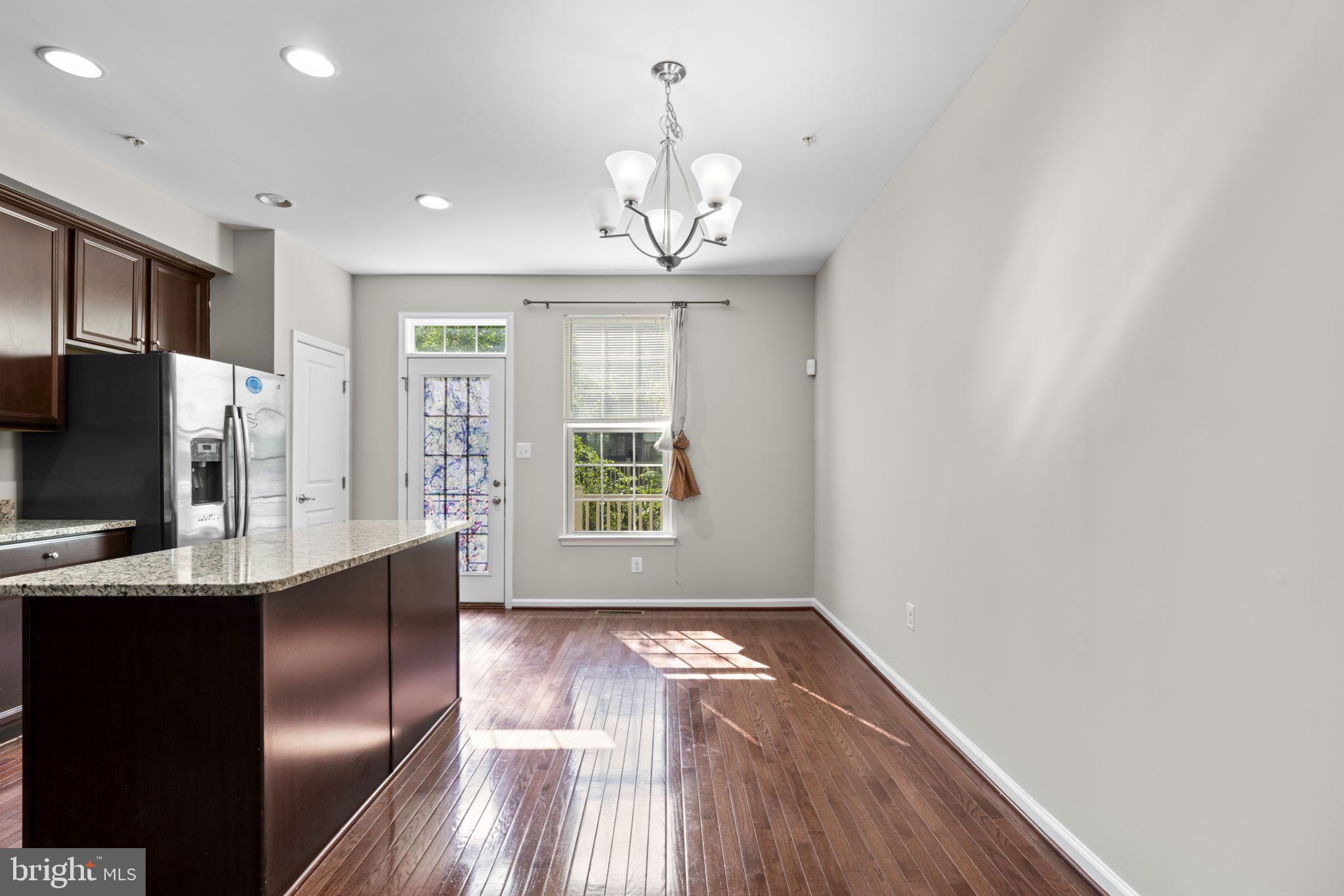 PARKSIDE - Residential
