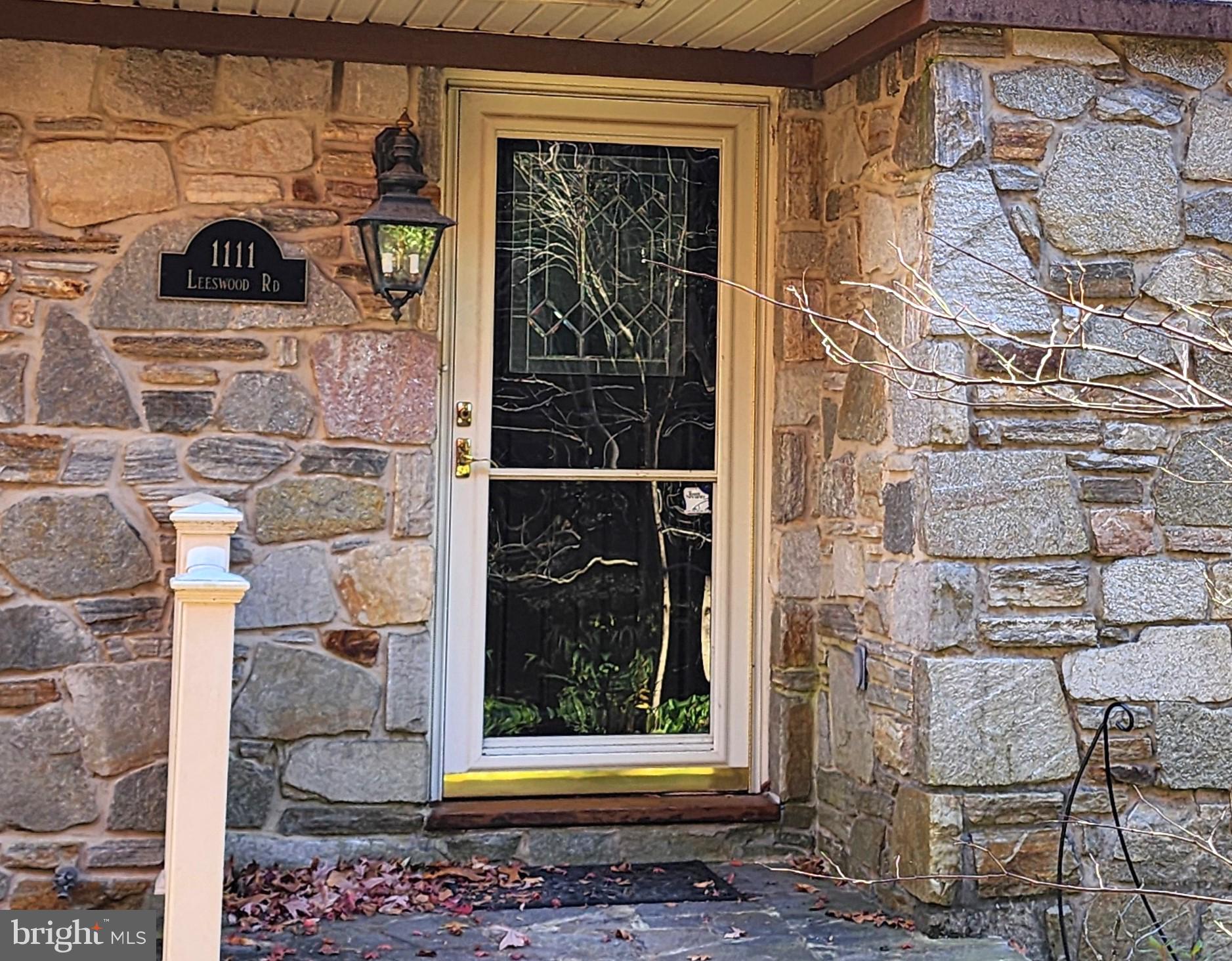 LEESWOOD - Residential