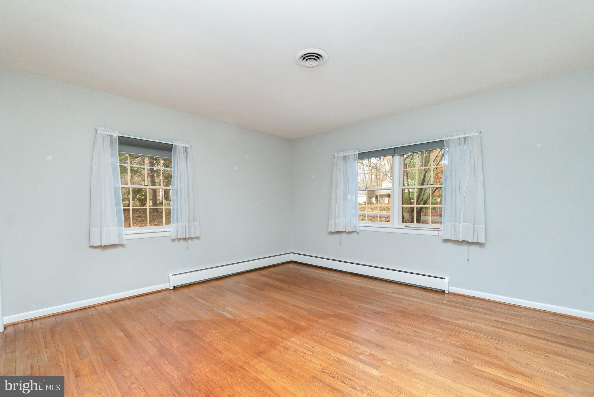 LEESWOOD - Residential