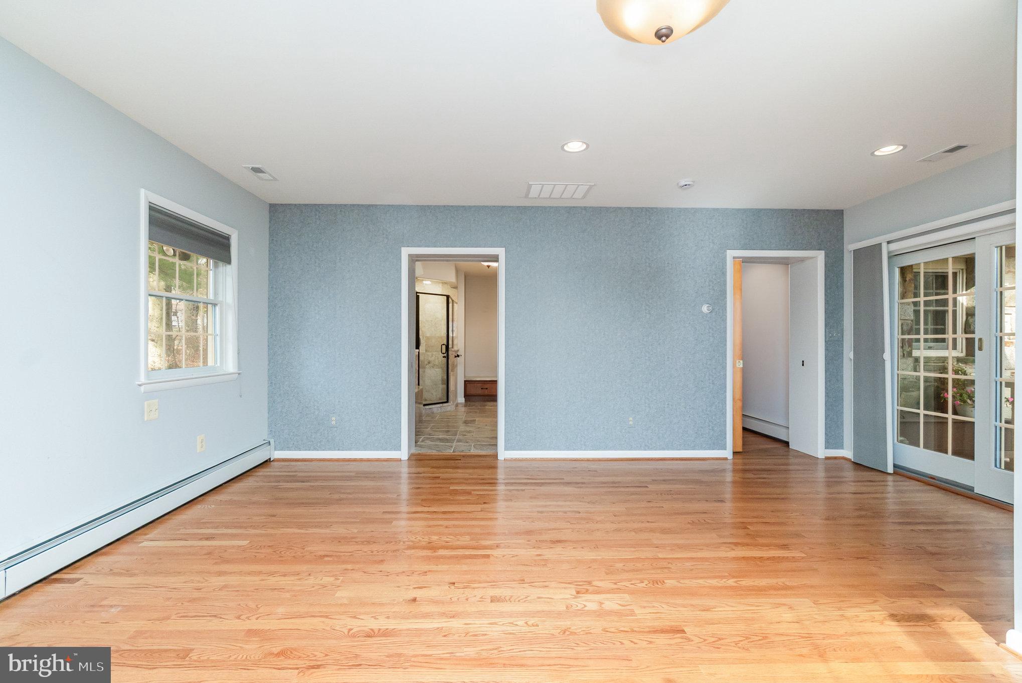 LEESWOOD - Residential