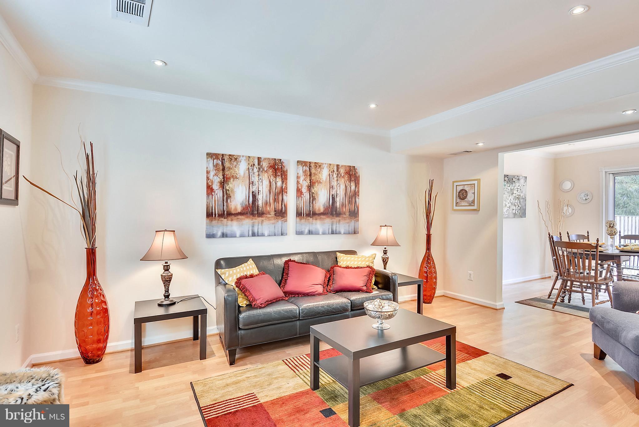 LAKE BRADDOCK - Residential