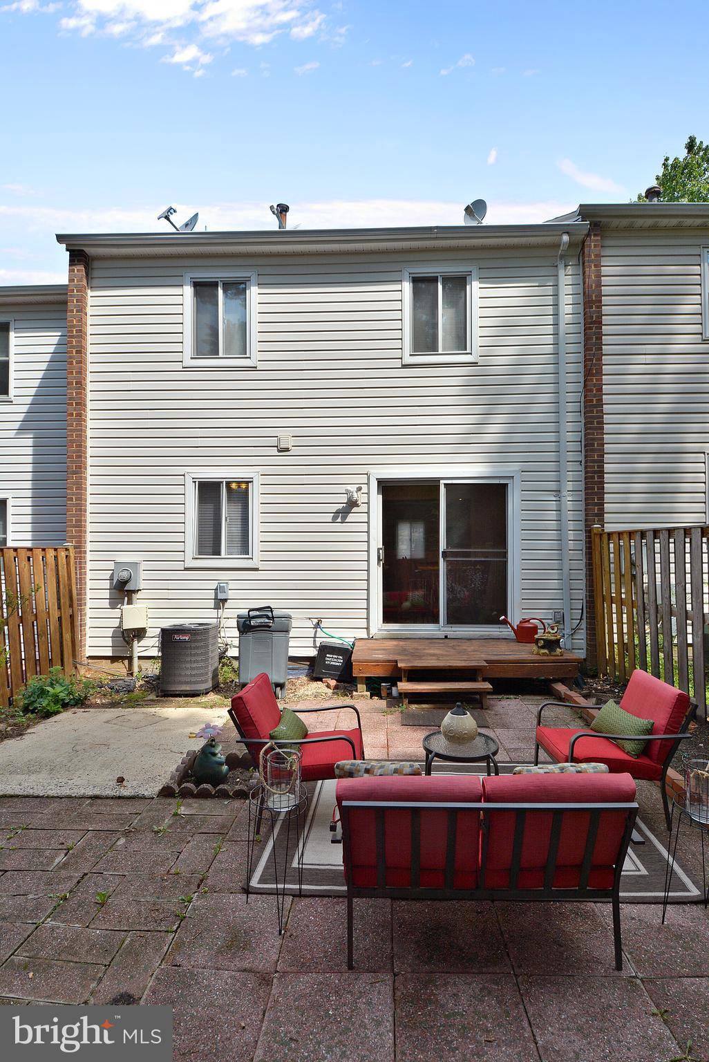 LAKE BRADDOCK - Residential