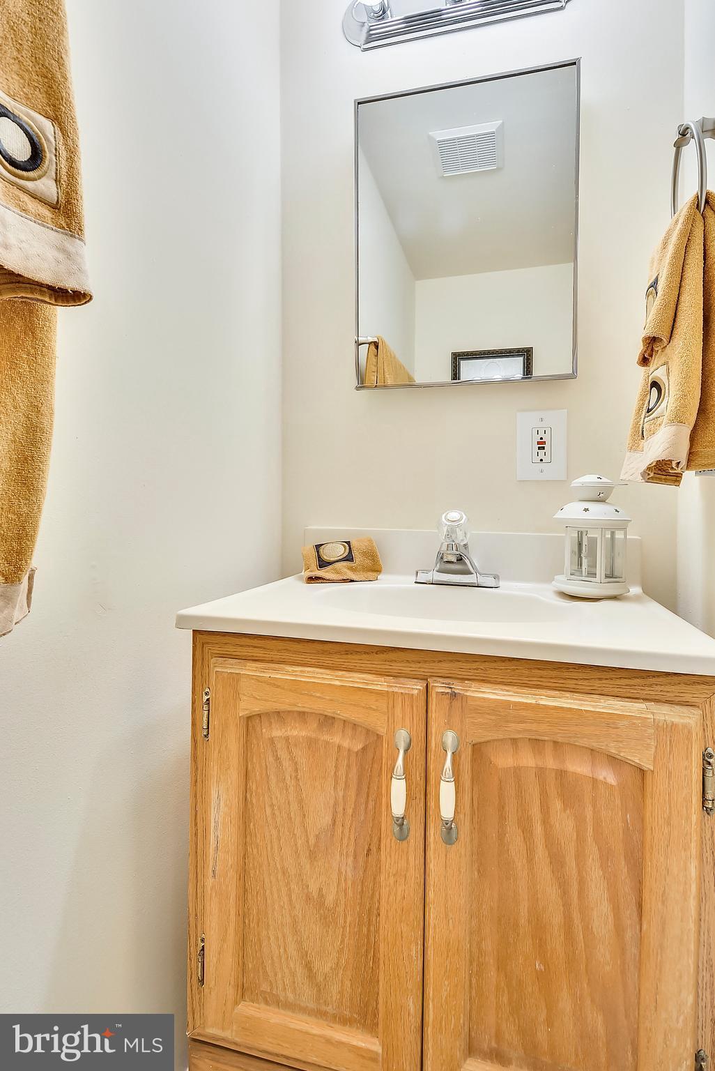 LAKE BRADDOCK - Residential