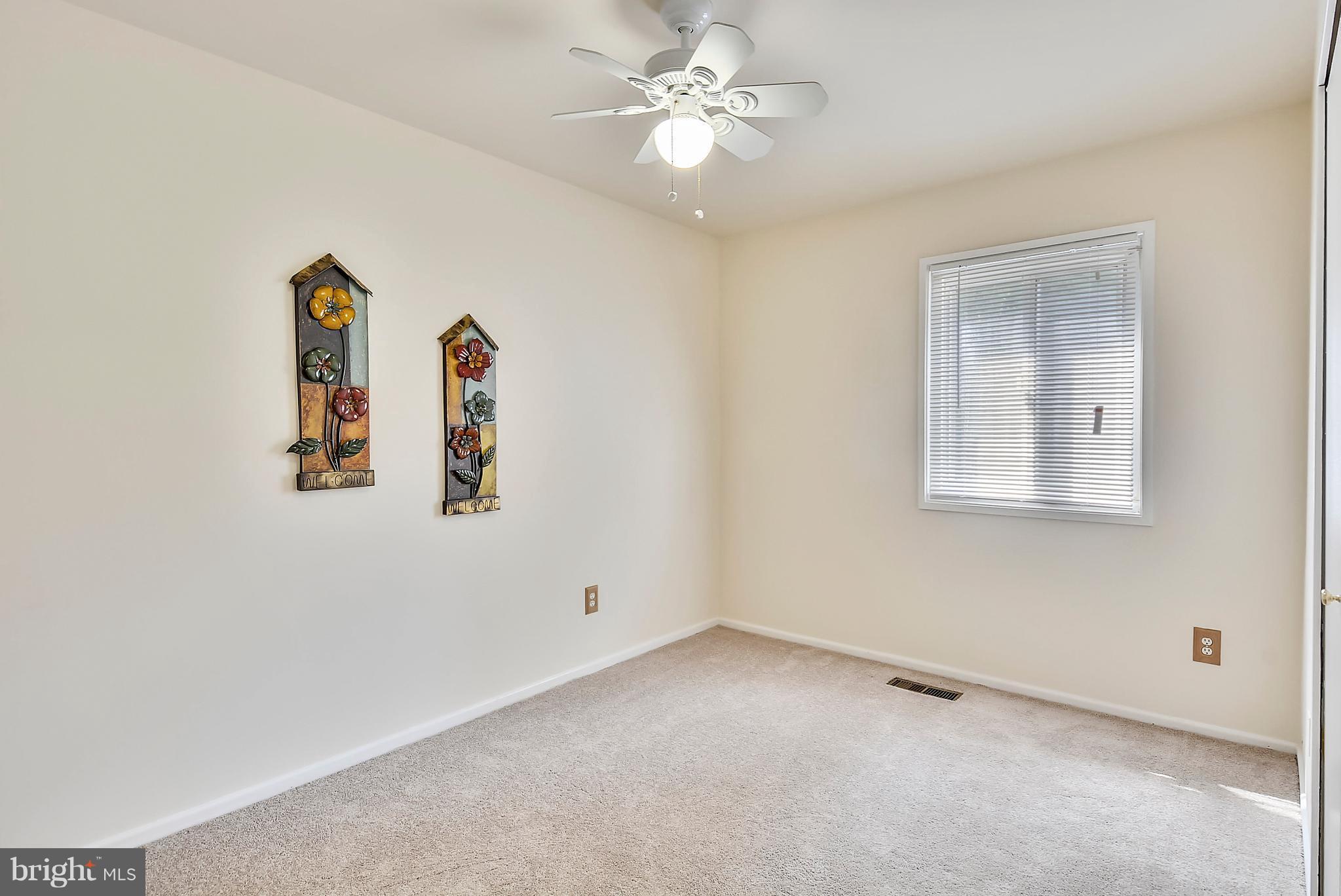 LAKE BRADDOCK - Residential