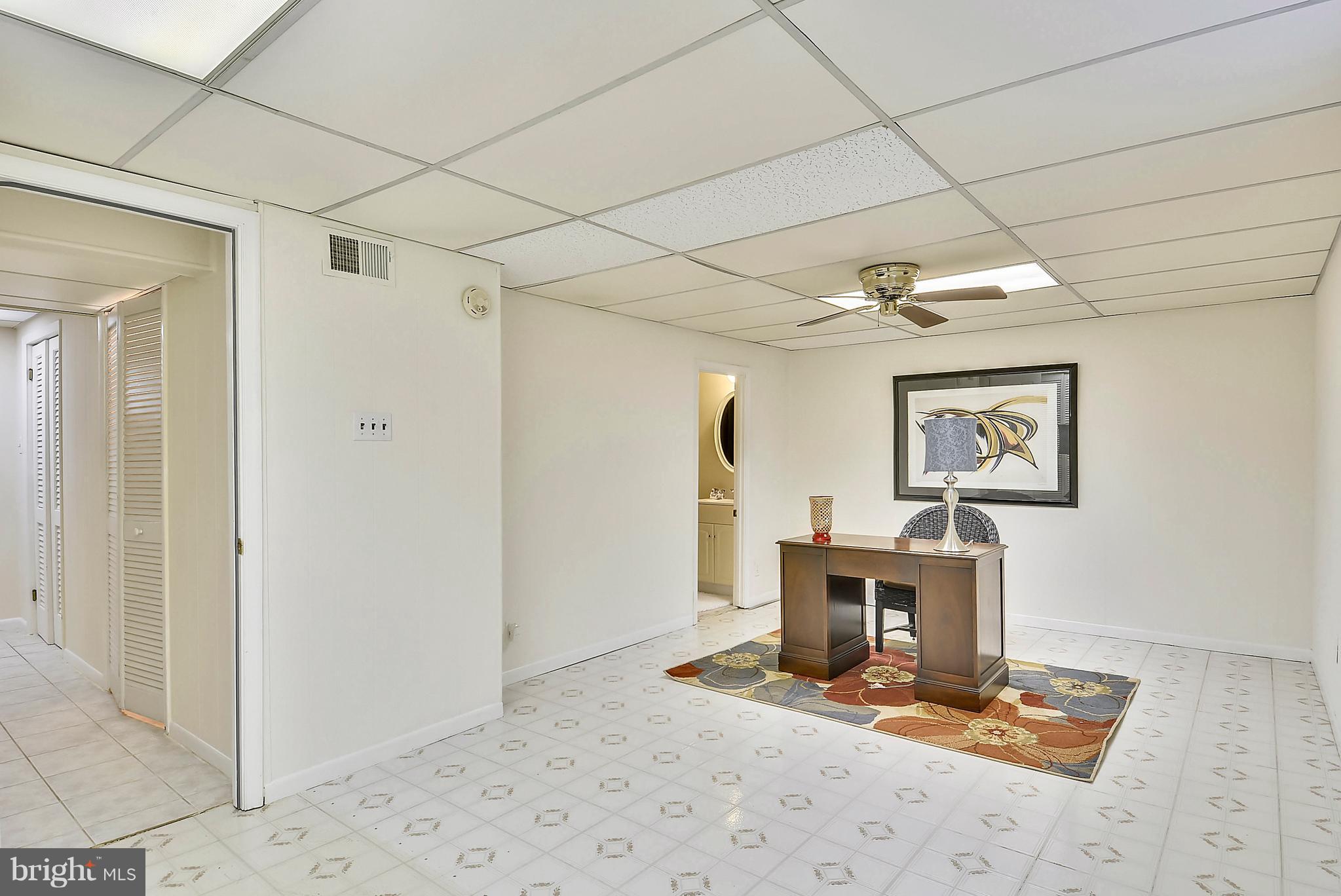 LAKE BRADDOCK - Residential