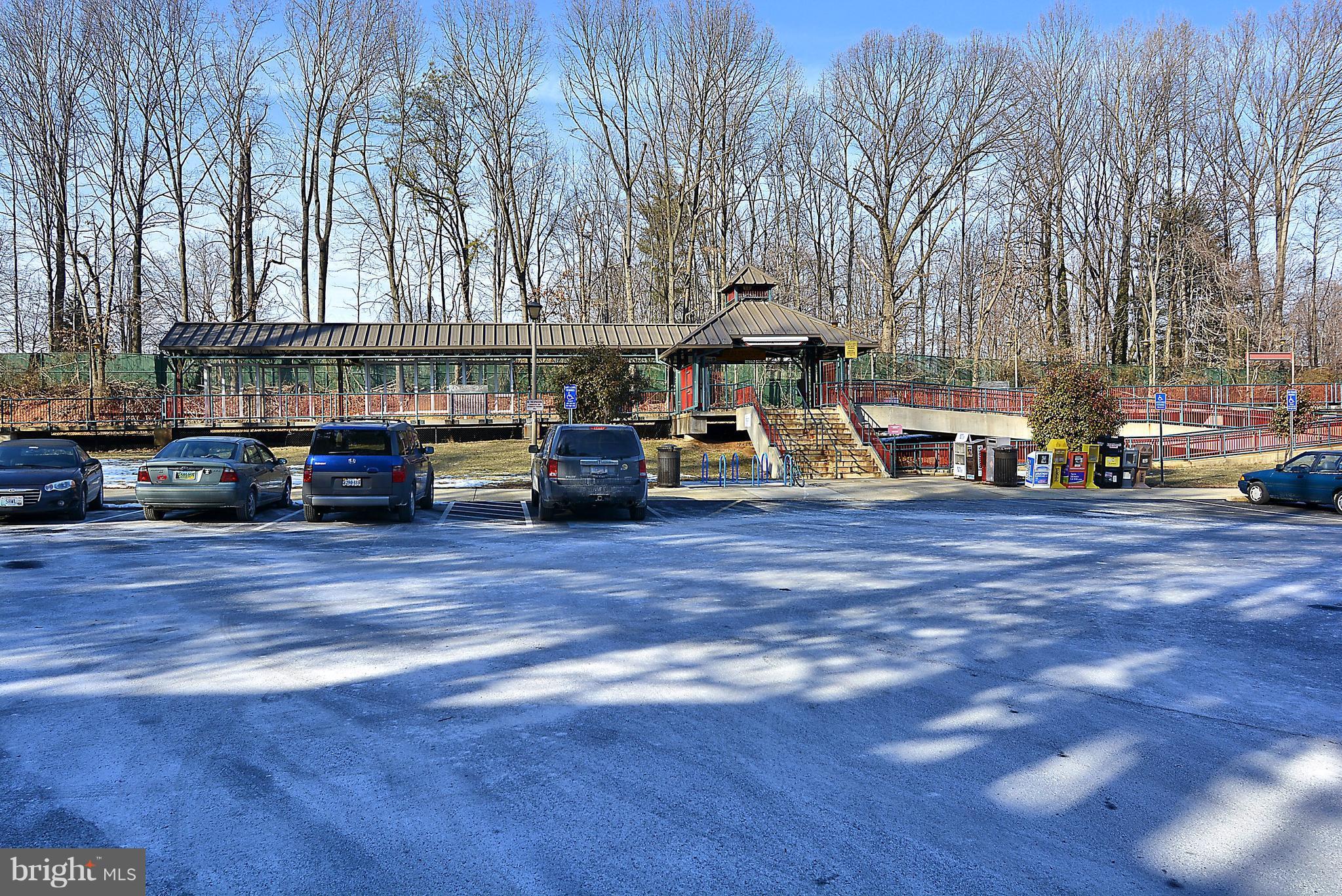 LAKE BRADDOCK - Residential