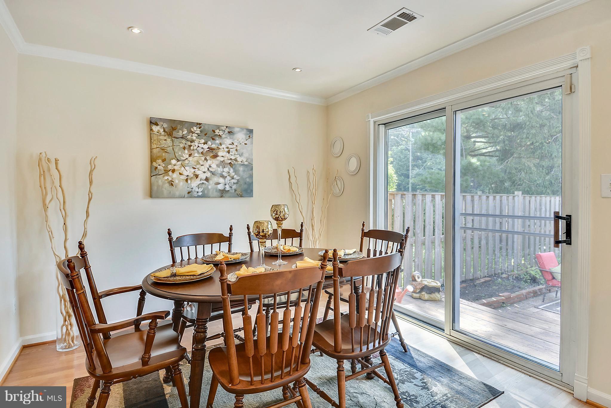 LAKE BRADDOCK - Residential