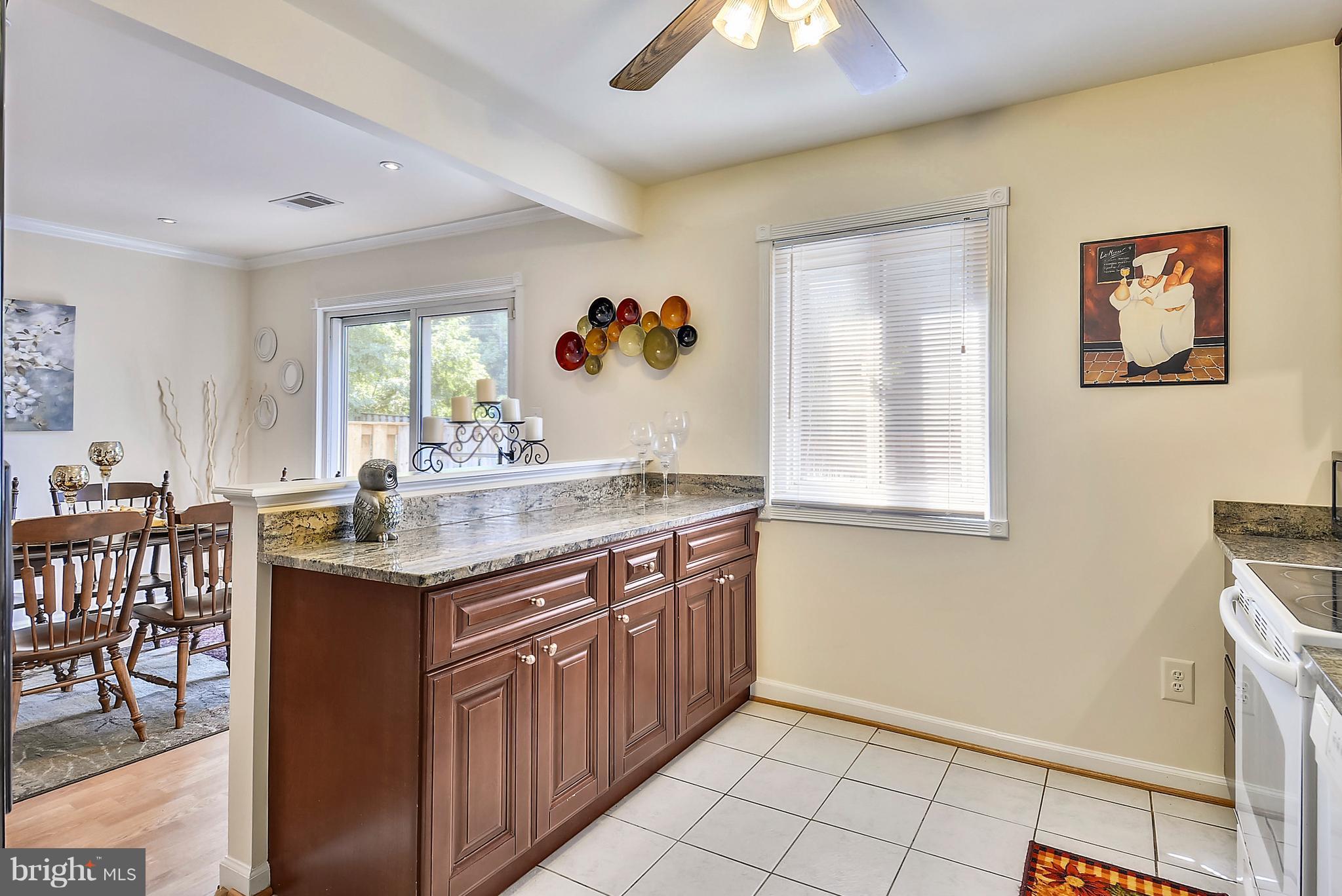 LAKE BRADDOCK - Residential