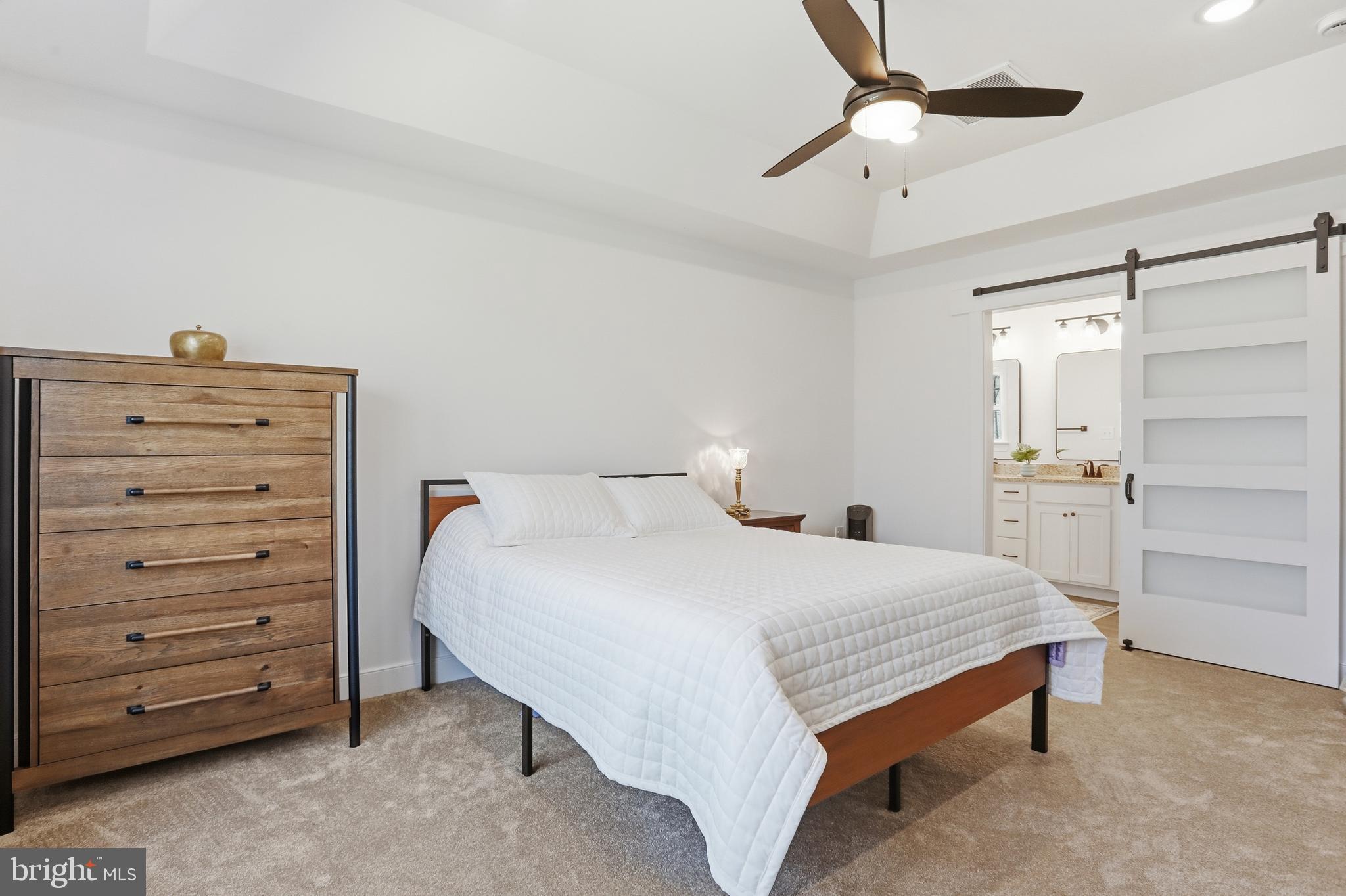 THE WOODS - Residential