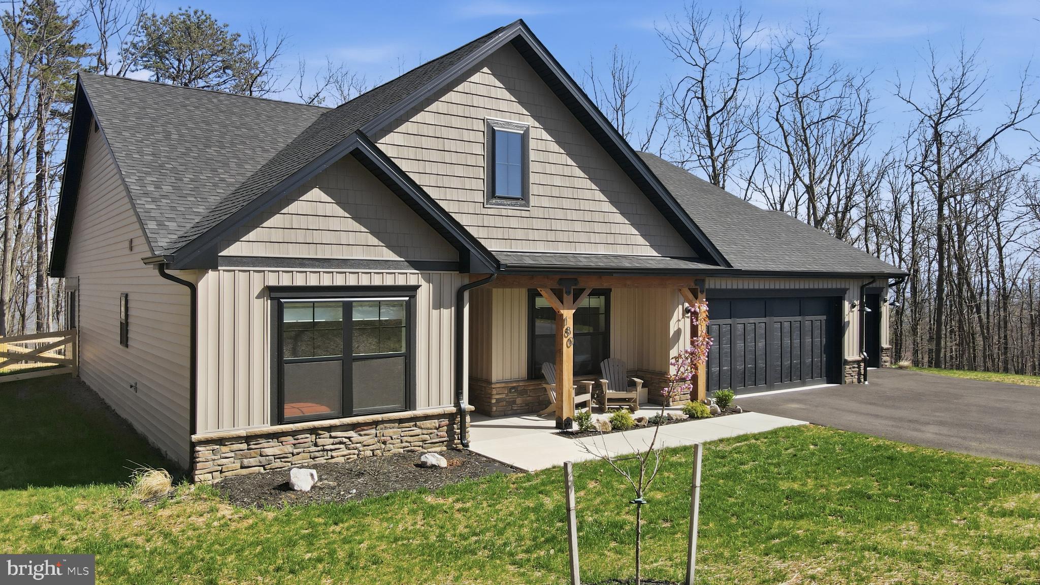 THE WOODS - Residential