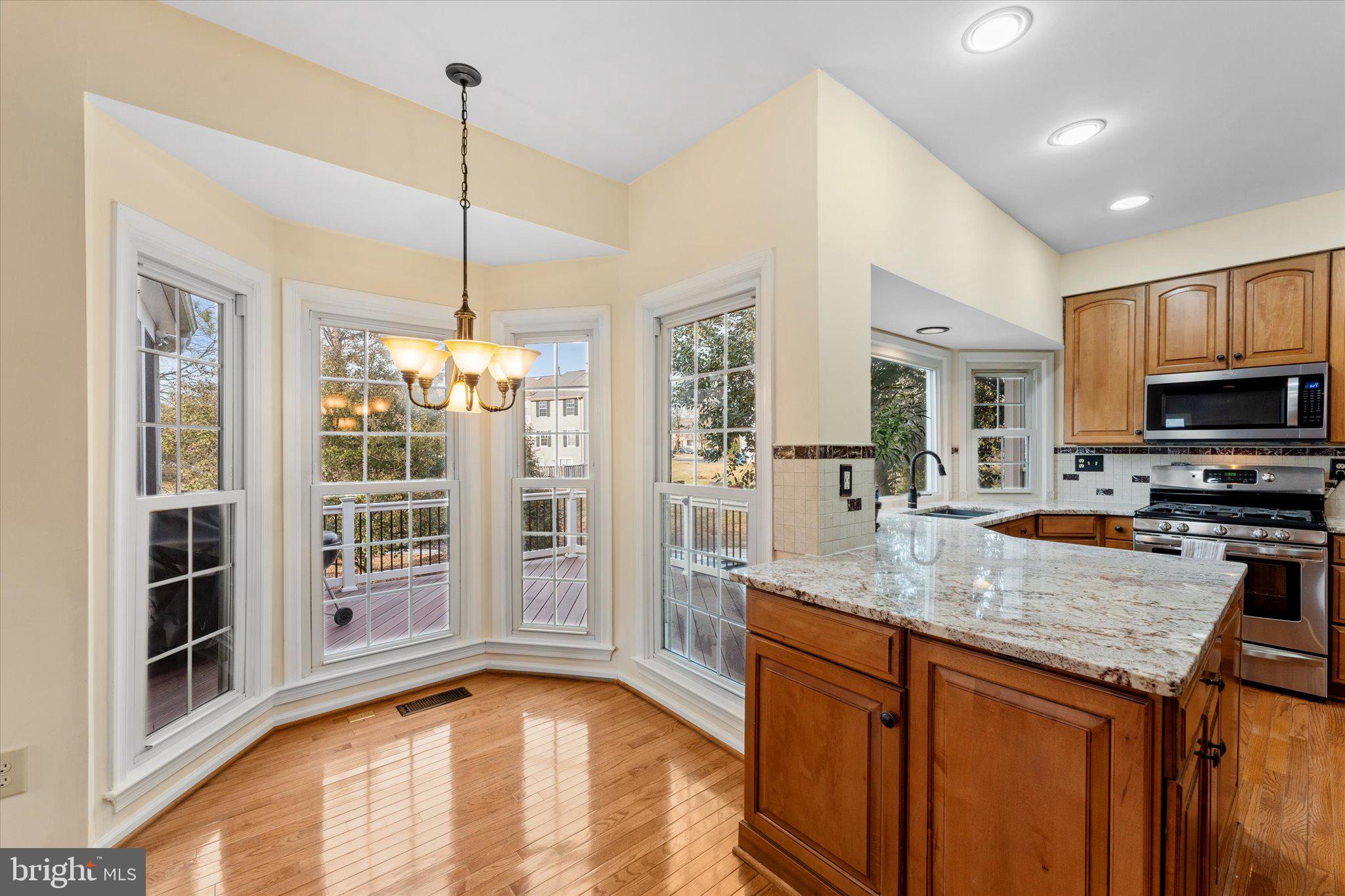 ASHBURN VILLAGE - Residential