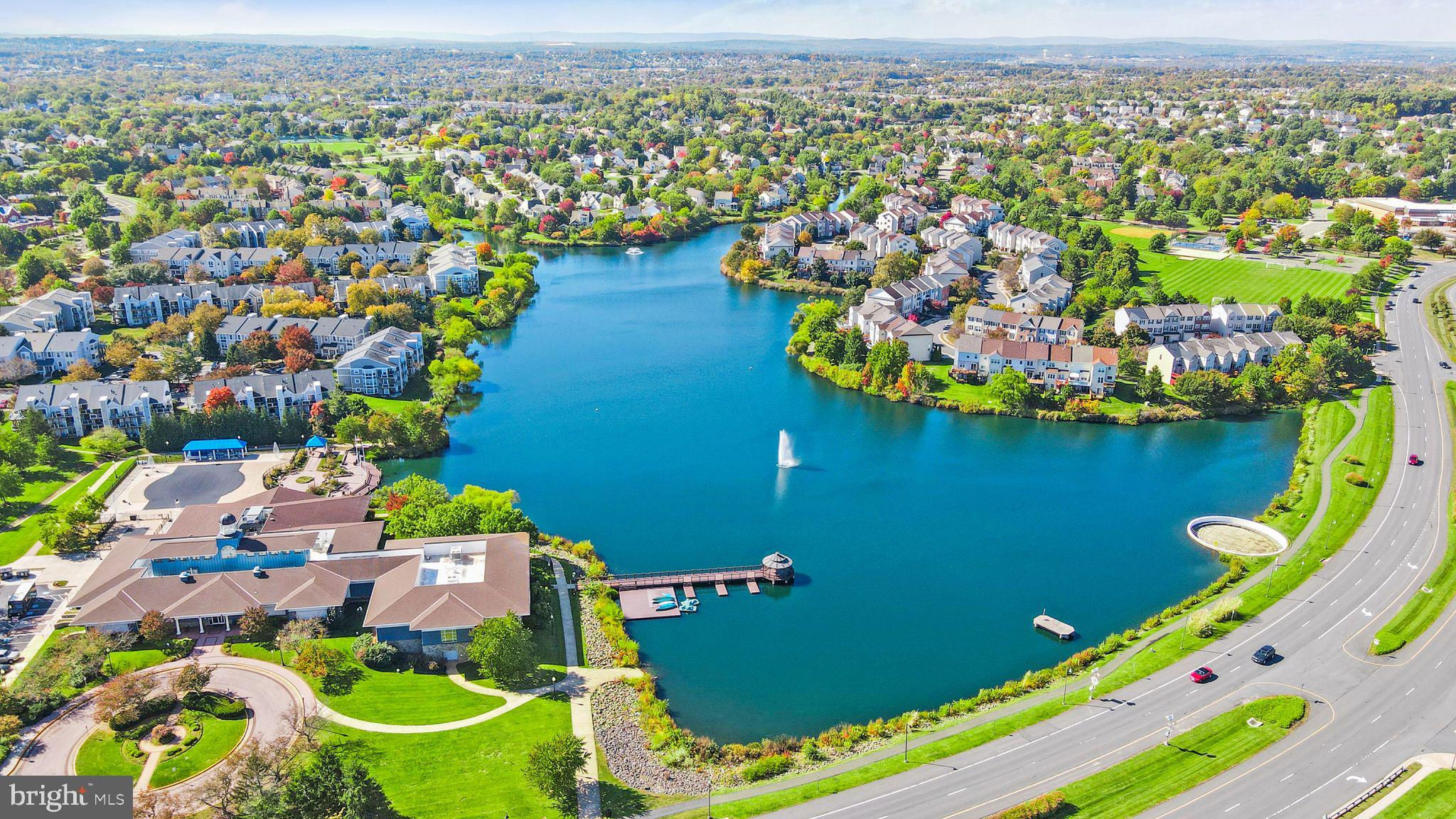 ASHBURN VILLAGE - Residential