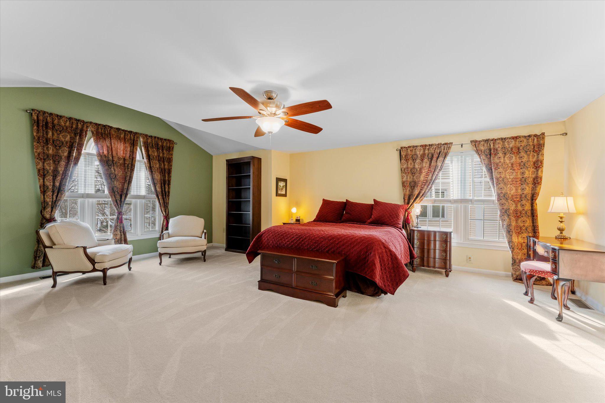 ASHBURN VILLAGE - Residential