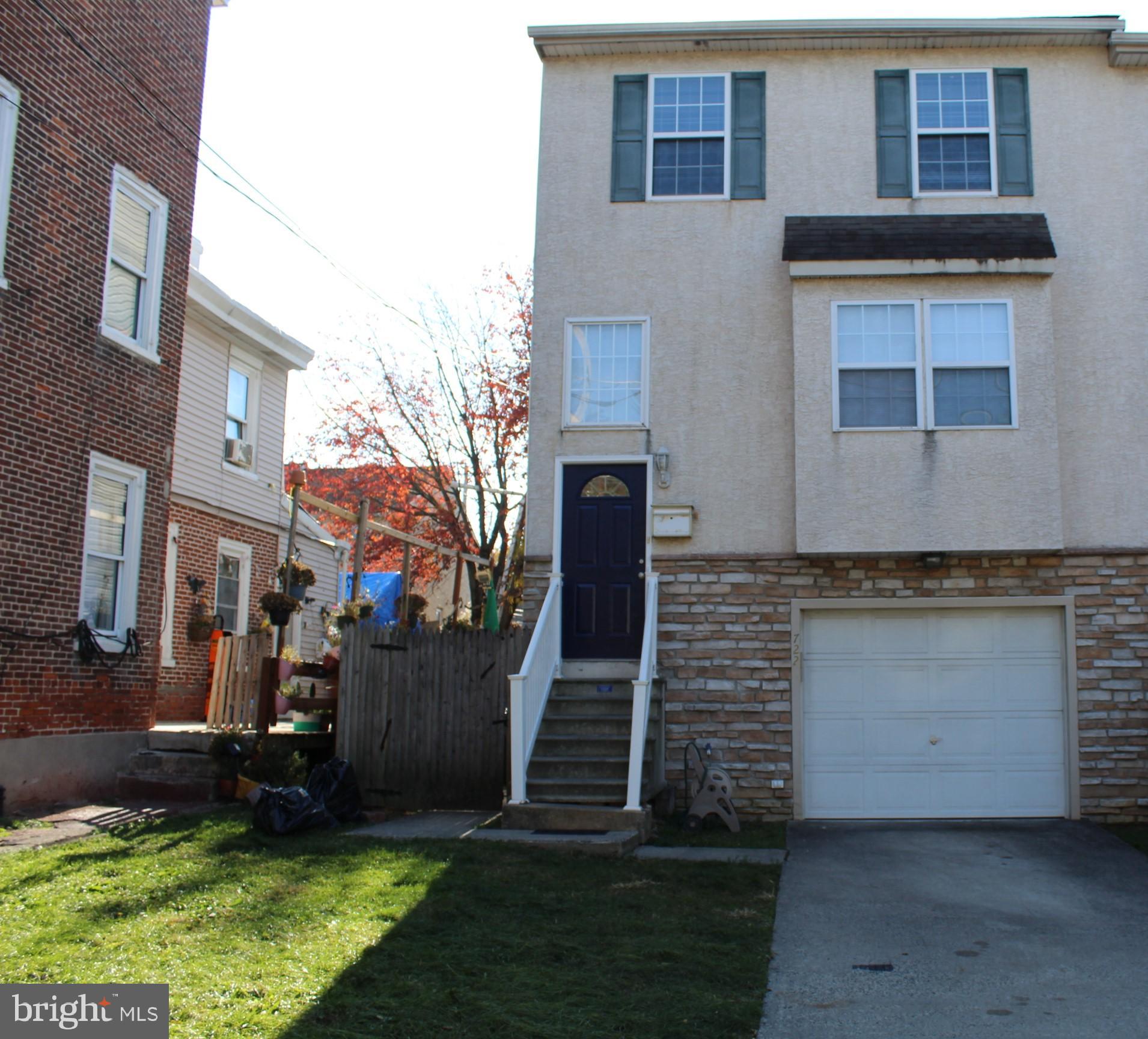 NORRISTOWN - Residential