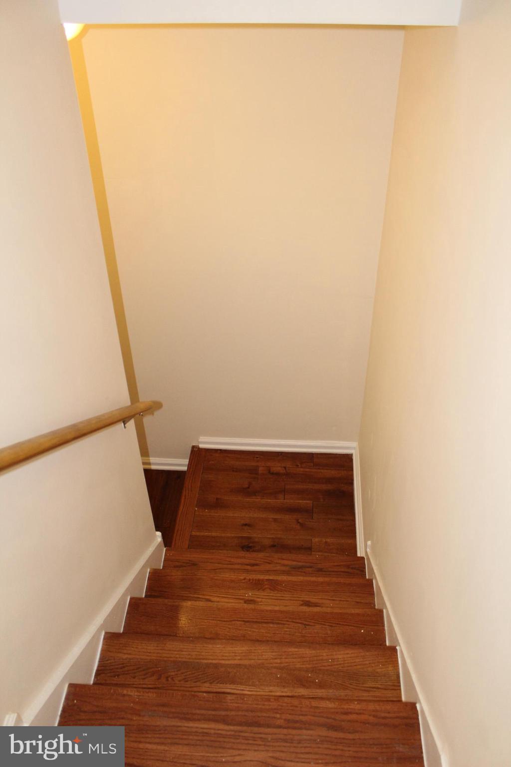 NORRISTOWN - Residential