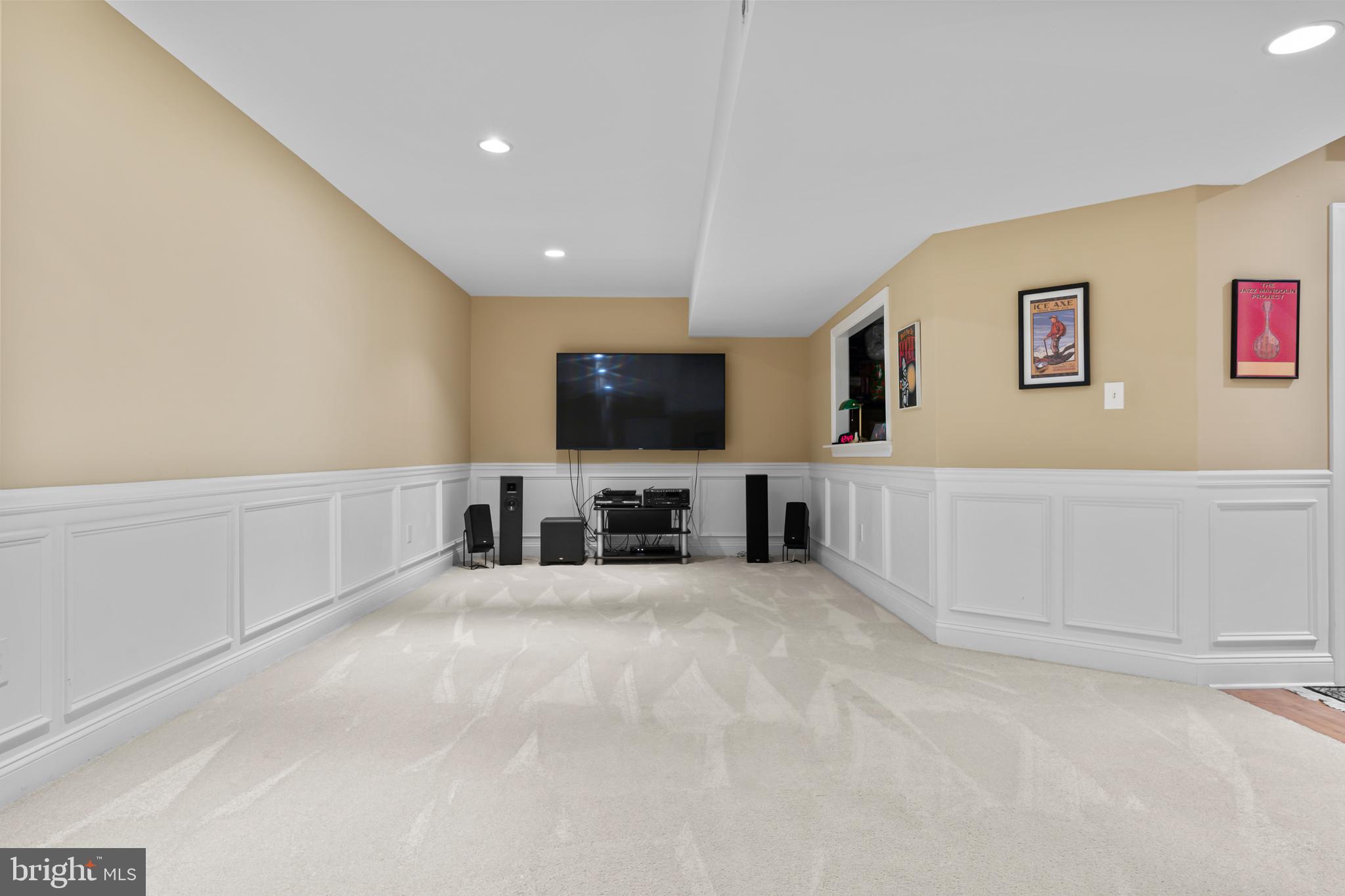 LAFAYETTE HILL - Residential