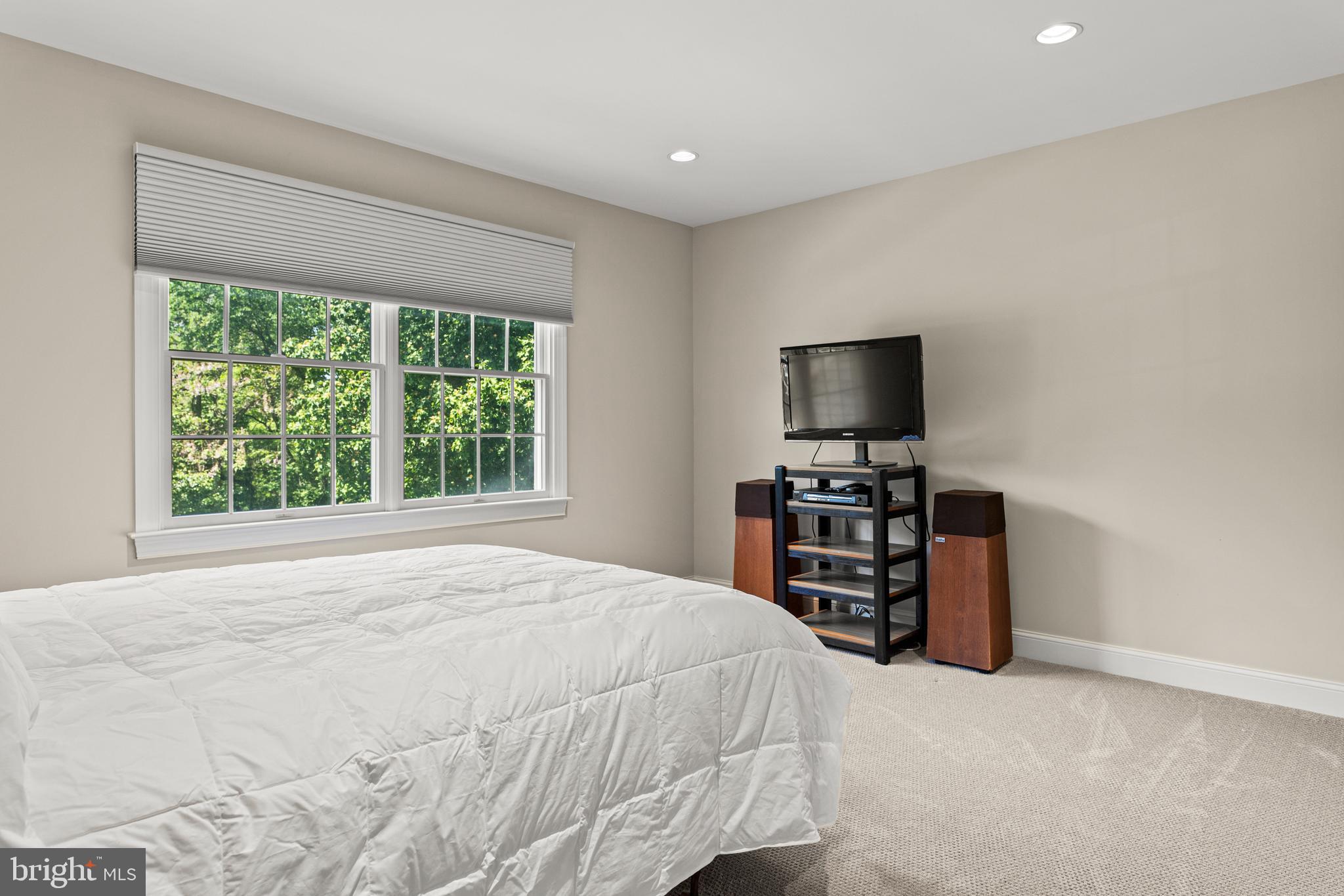 LAFAYETTE HILL - Residential