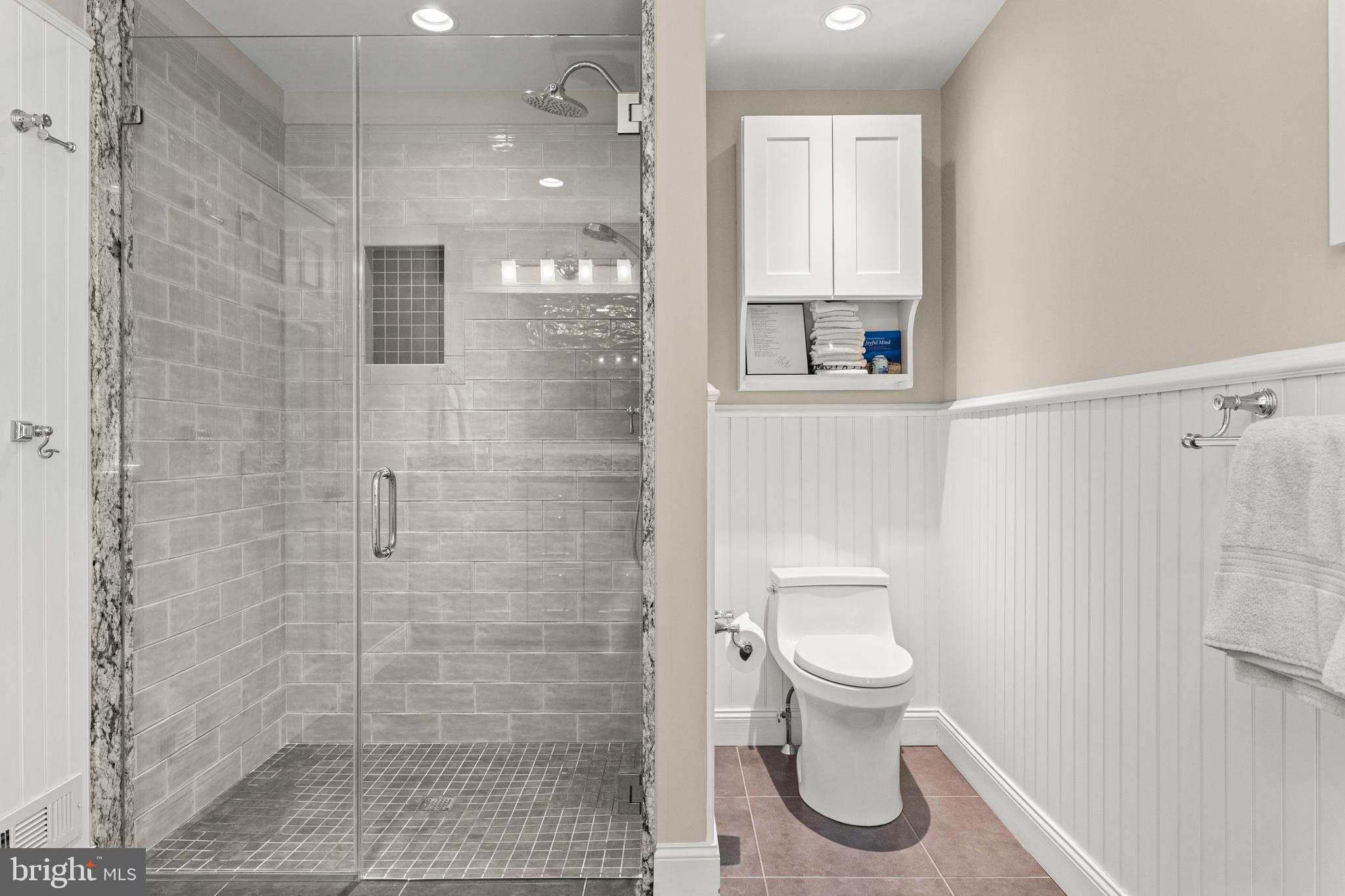 LAFAYETTE HILL - Residential