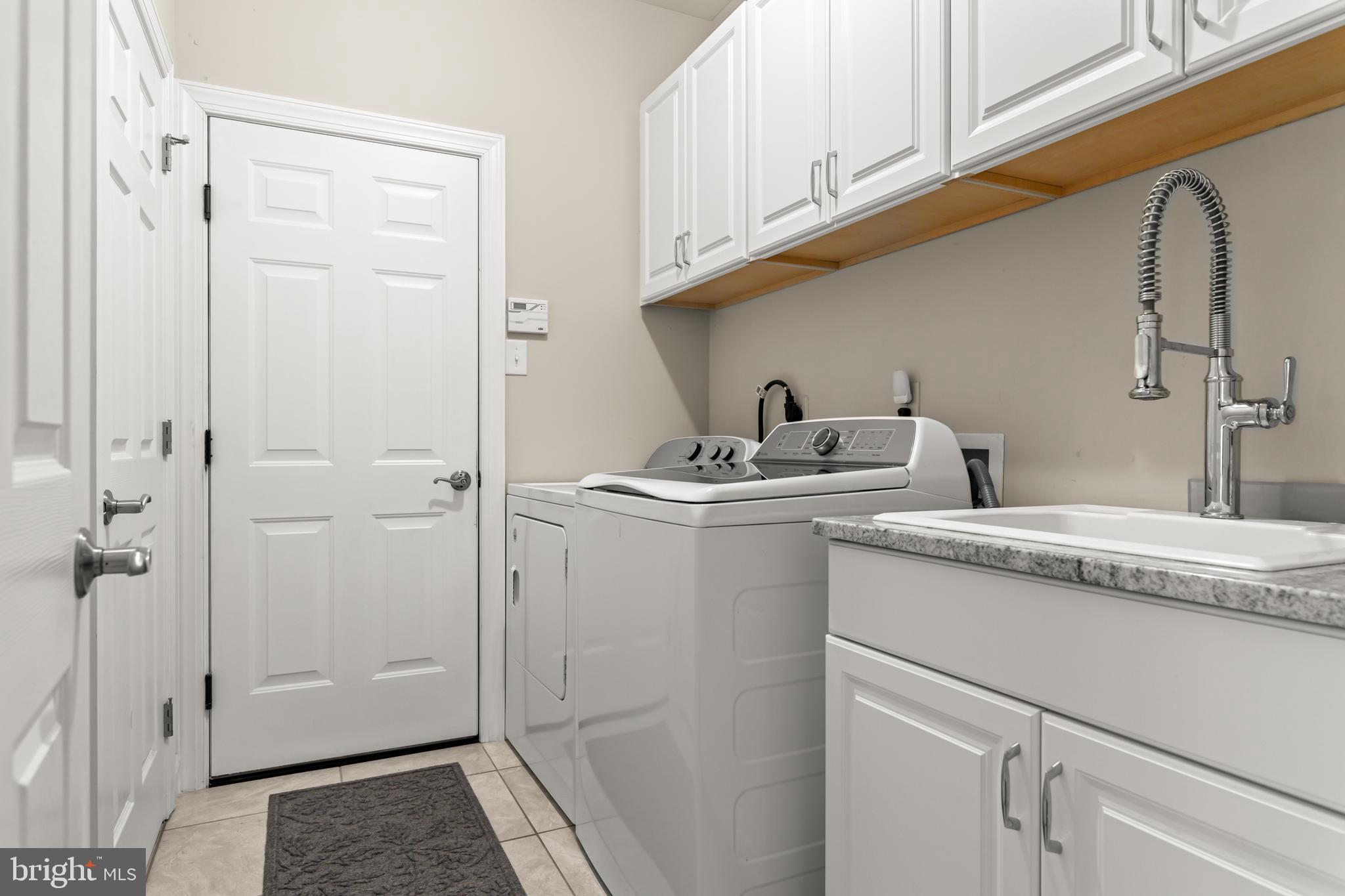 LAFAYETTE HILL - Residential