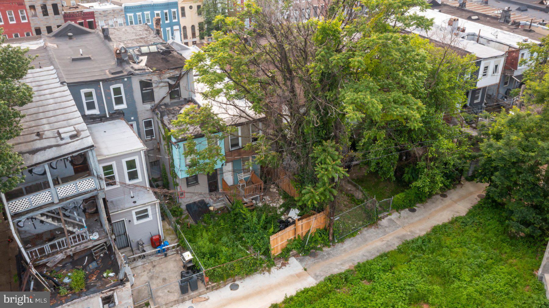 PENN NORTH - Residential