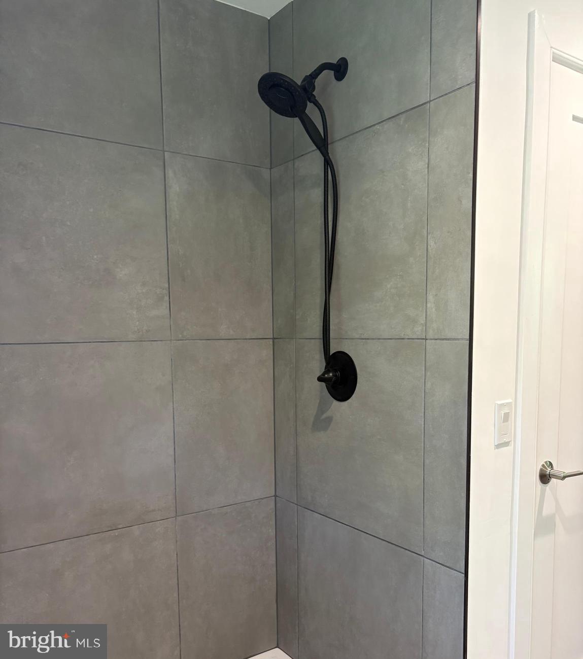 NON AVAILABLE - Residential