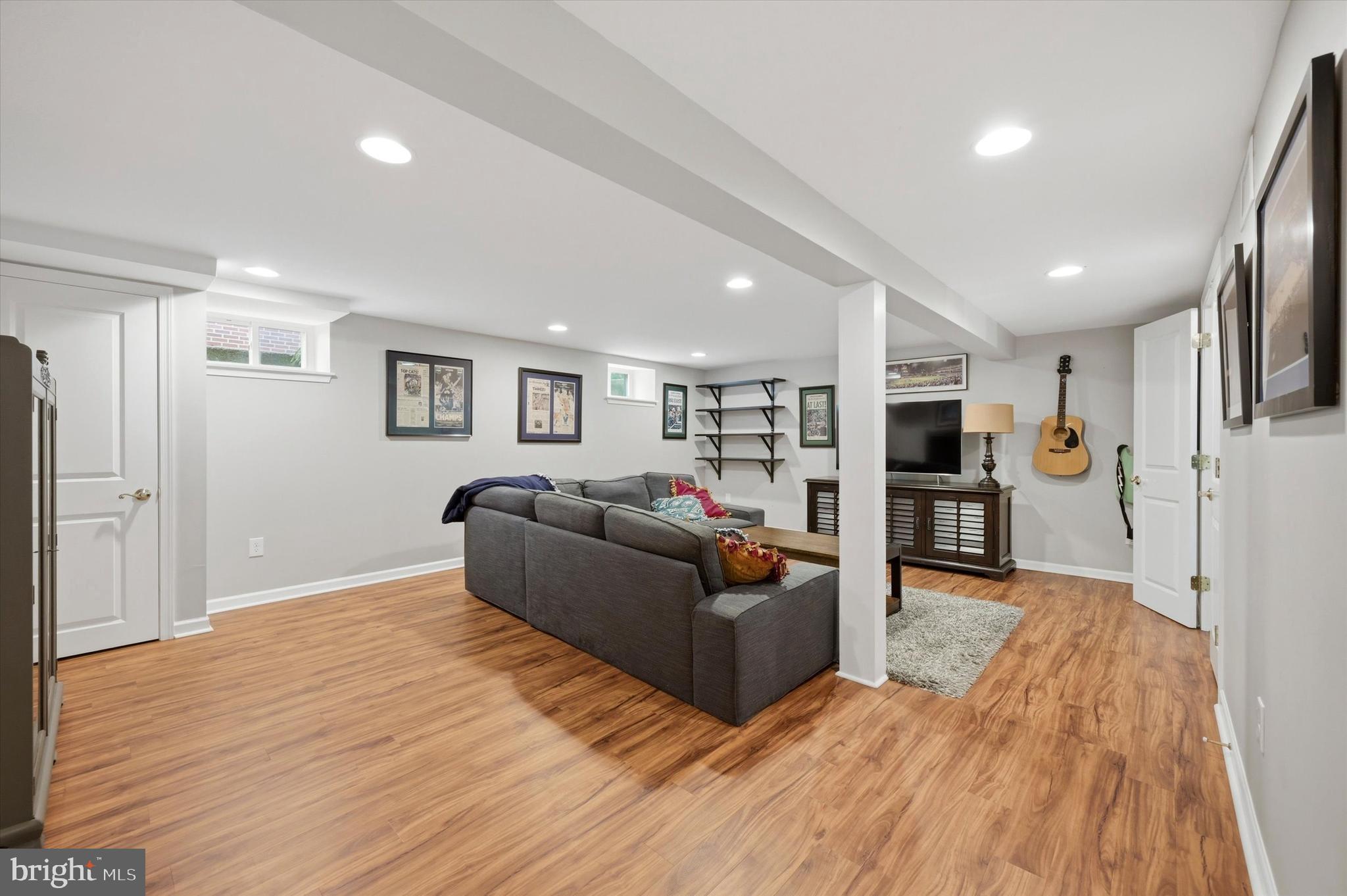 ARDMORE - Residential